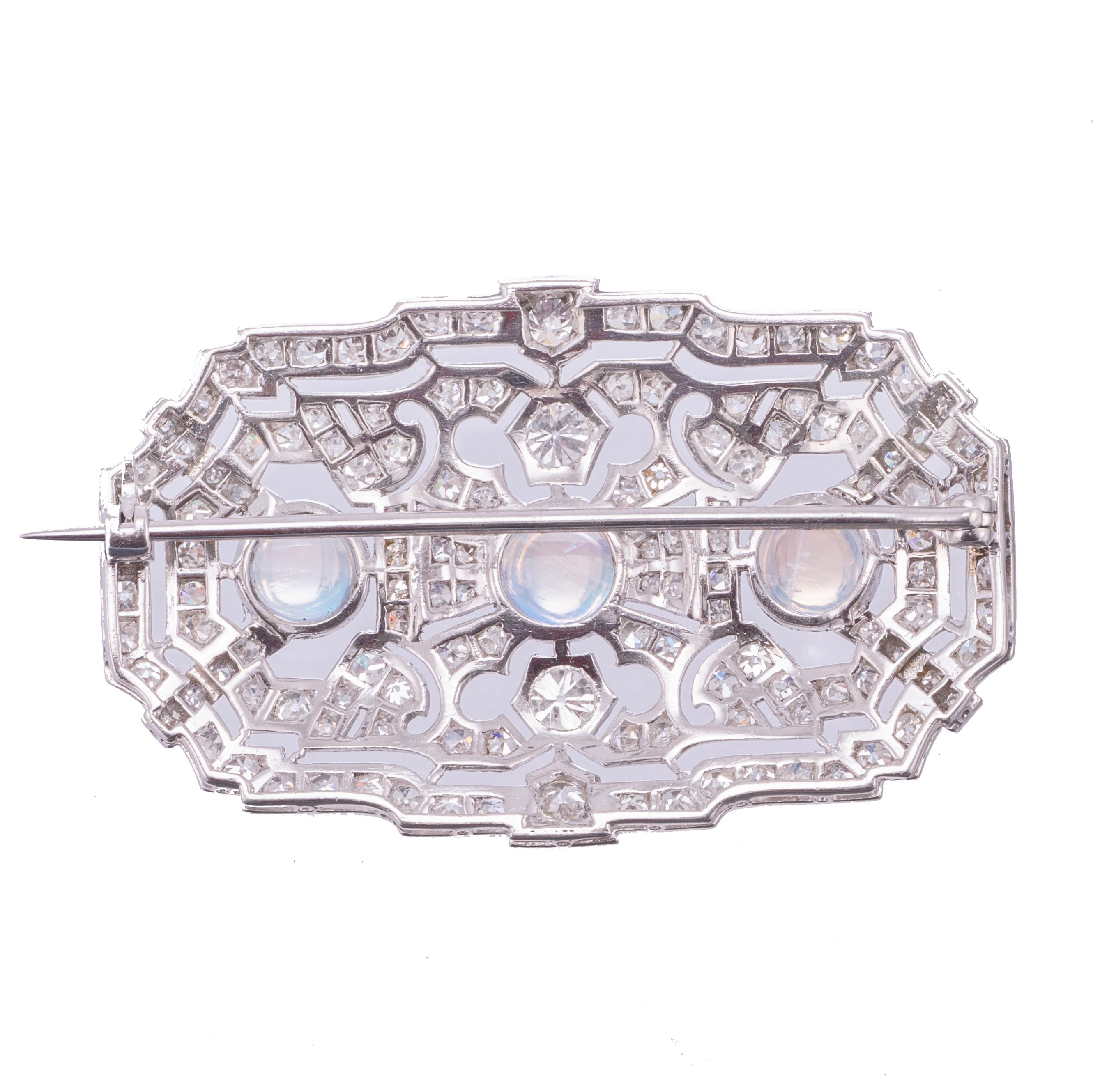 Art Deco Moonstone & Diamond Platinum Brooch C/1920 In Excellent Condition For Sale In Carmel-by-the-Sea, CA