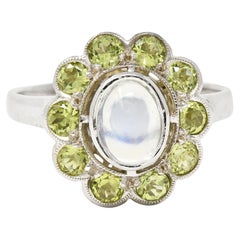 Vintage Art Deco Moonstone Peridot 18 Karat White Gold Halo Ring