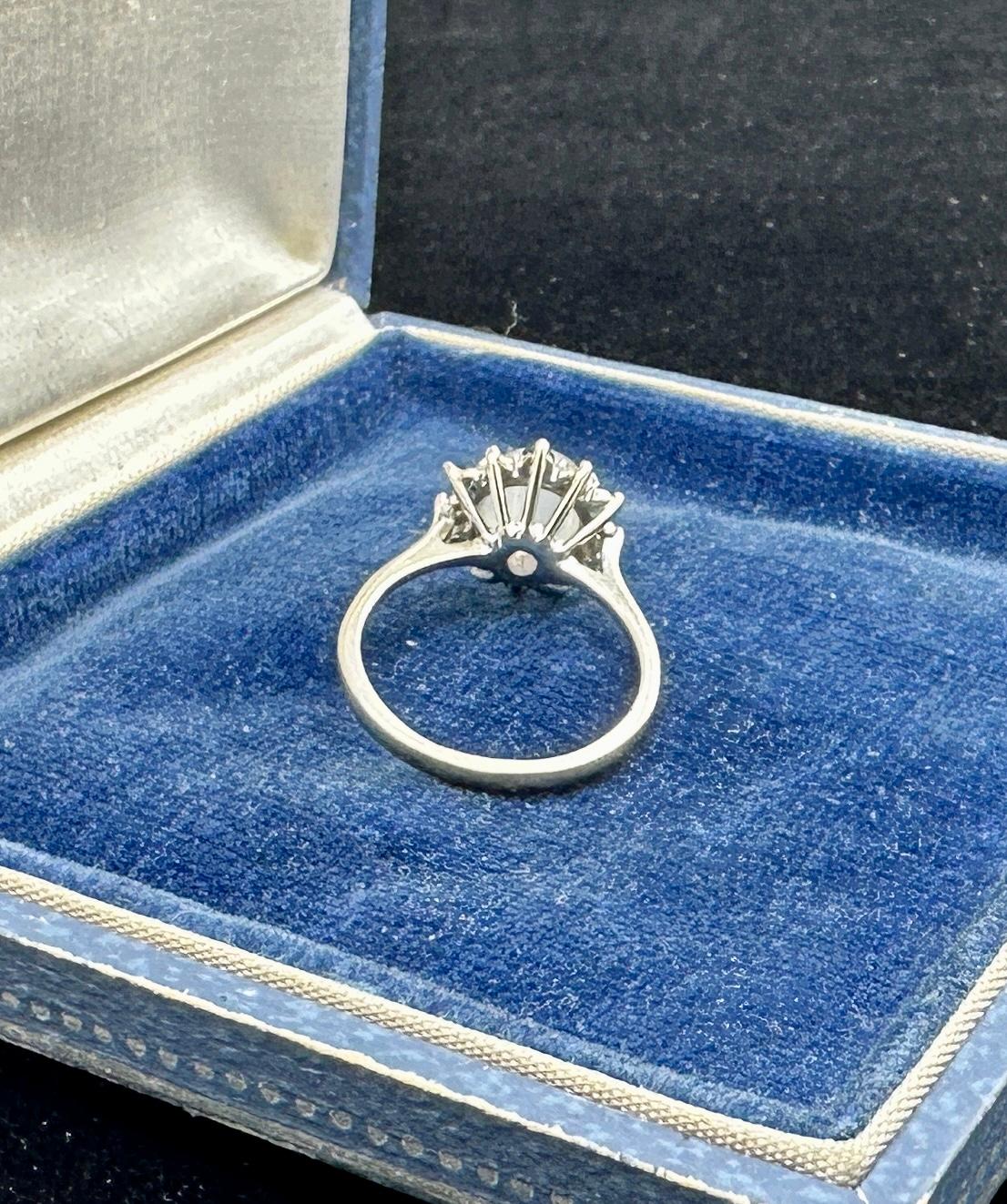 Art Deco Mondstein Saphir Diamant-Ring 14 Karat Weißgold im Angebot 4