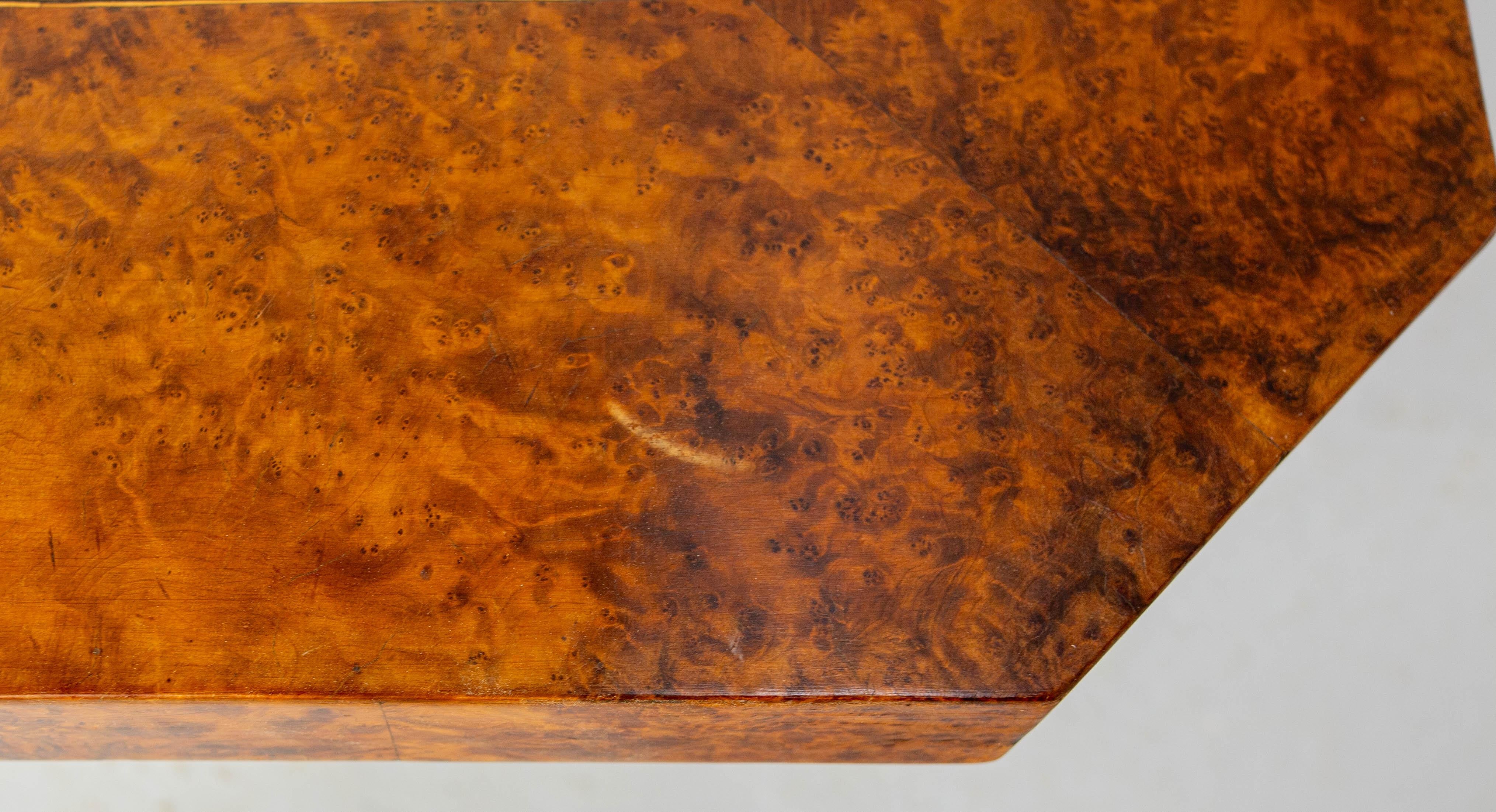 Art Deco Moroccan Table Inlaid Moorish Burl Thuya Side or Centre Table For Sale 5