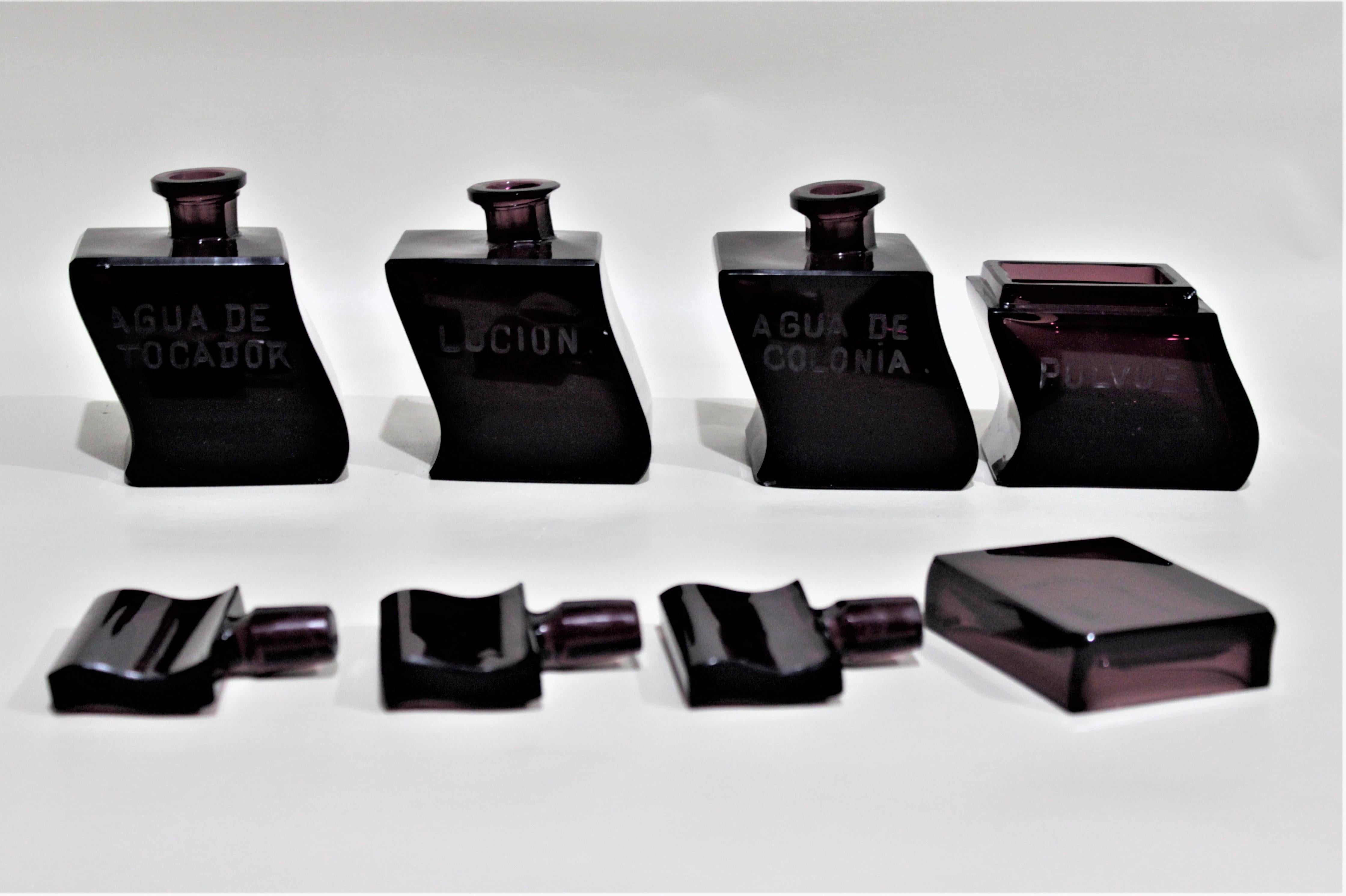 Set di flaconi e barattoli di profumo in cristallo ametista a incastro in stile Art Deco Moser in vendita 2