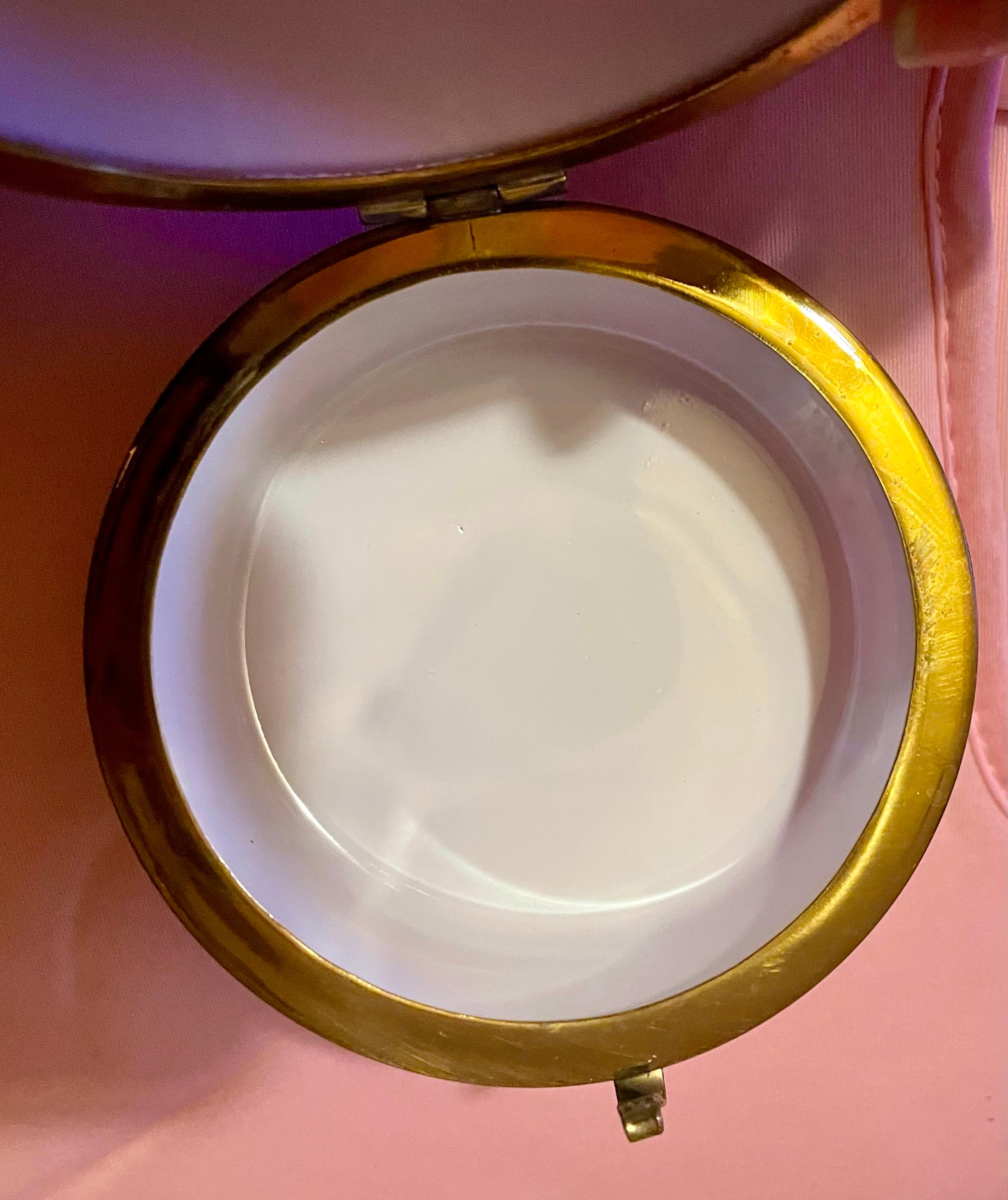 Art Deco Moser Style Pink Clear White Cased Cut Glass Hinged Lid Lg Dresser Box en vente 5