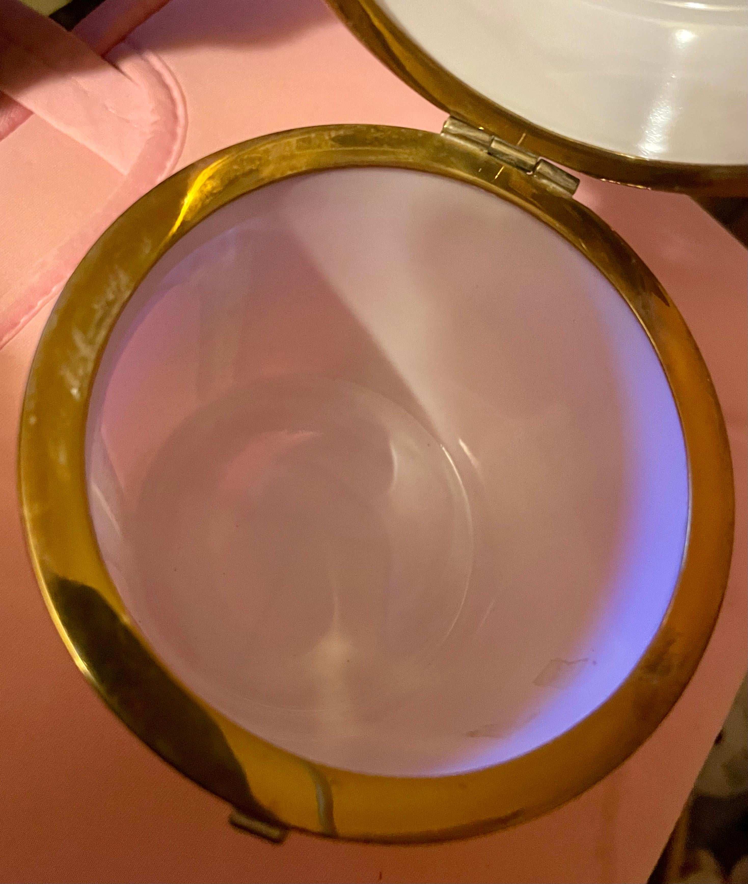 Art Deco Moser Style Pink Clear White Cased Cut Glass Hinged Lid Lg Dresser Box en vente 6