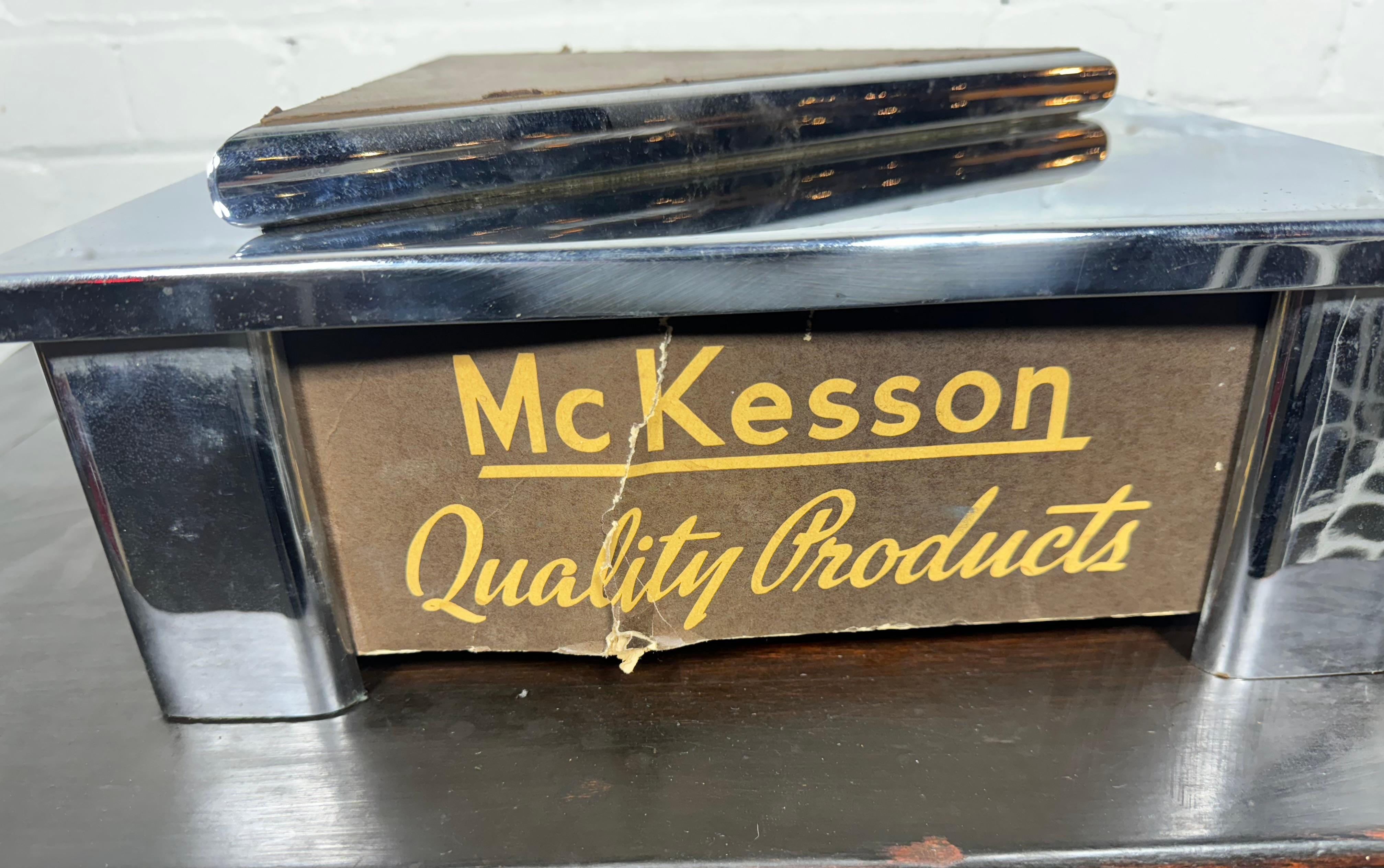 Américain Vitrine de magasin Motorisée Art Déco / ÉTALAGE-RECLAME CORP. Ville de New York en vente