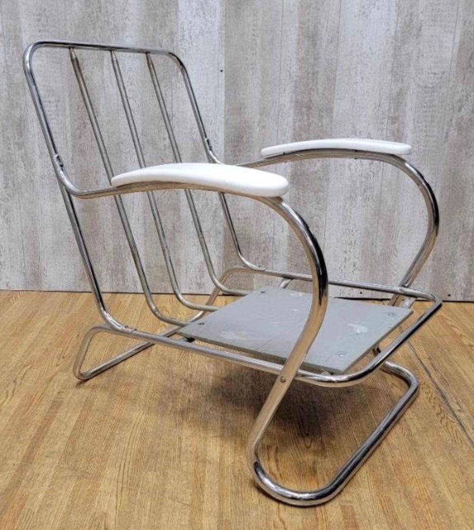 Art Deco Mucke-Melder Tubular Steel Lounge Chair Newly Upholstered in Leather In Good Condition For Sale In Chicago, IL