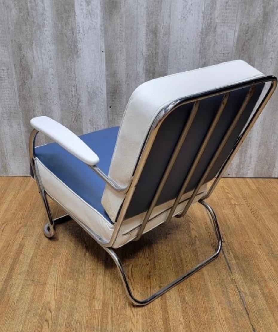 Mid-20th Century Art Deco Mucke-Melder Tubular Steel Lounge Chair Newly Upholstered in Leather For Sale