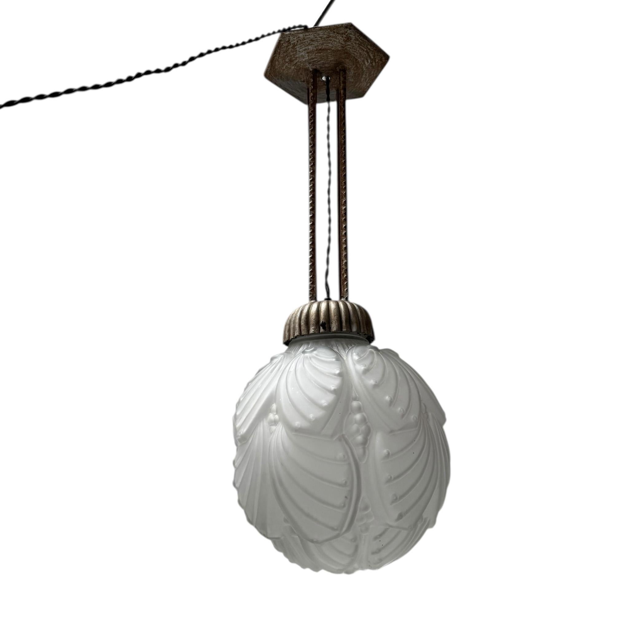 Lampada a sospensione in stile Art Déco Muller Frères Luneville, anni 30 in vendita 7