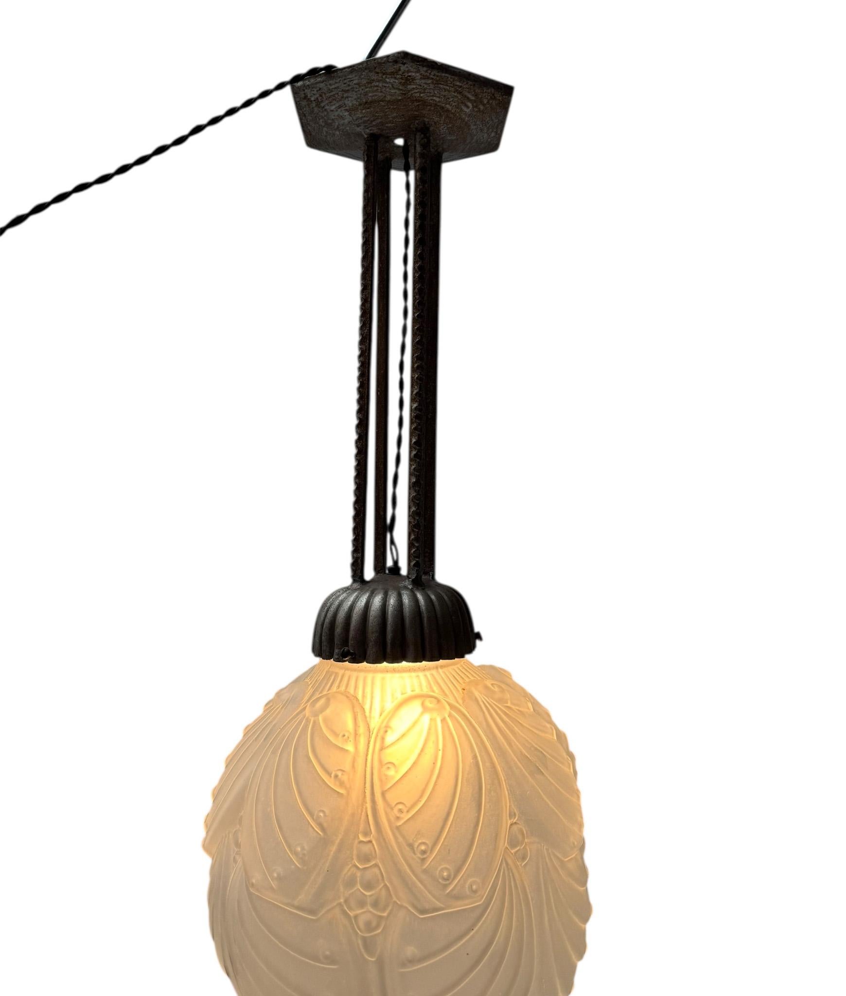 Metallo Lampada a sospensione in stile Art Déco Muller Frères Luneville, anni 30 in vendita