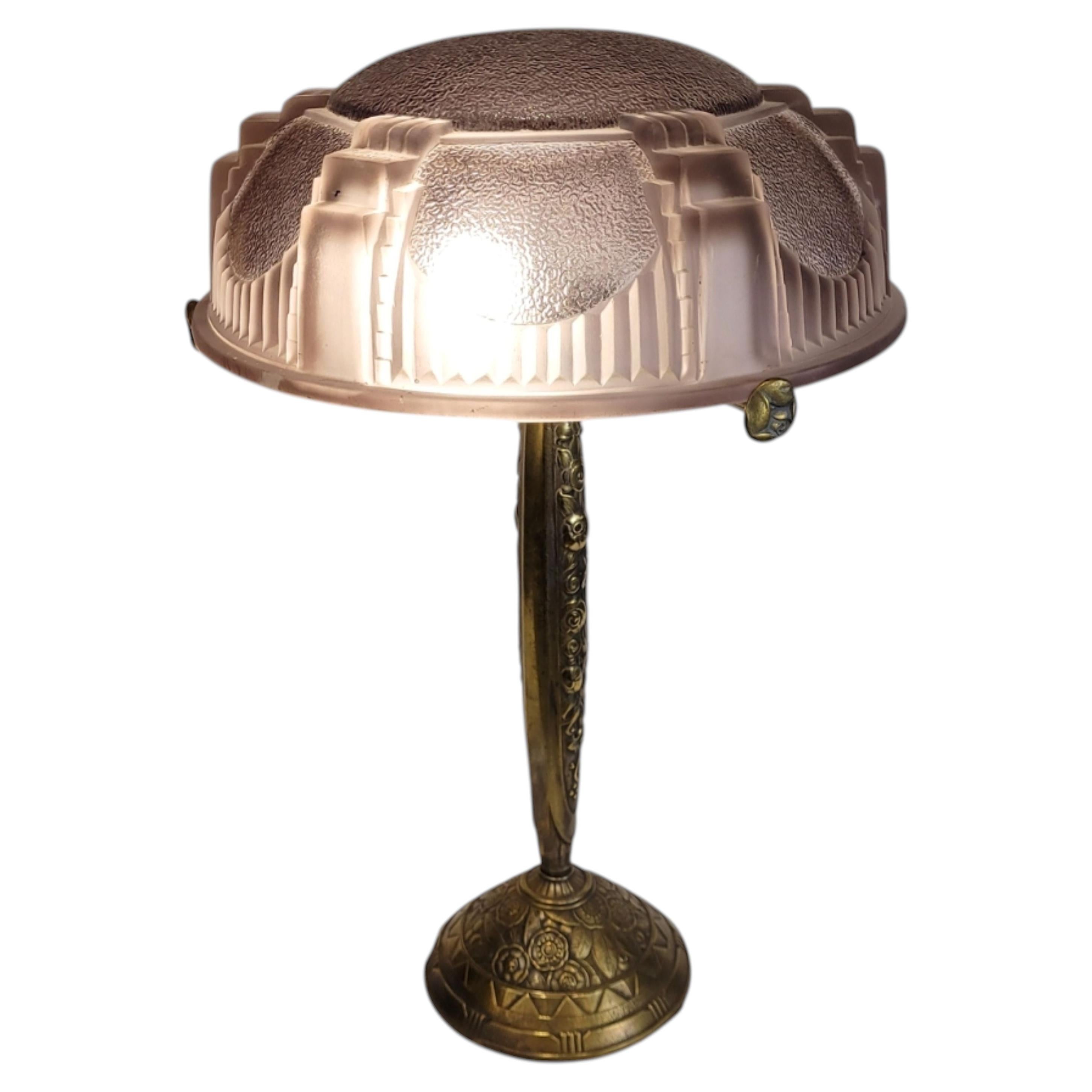 Art Deco Muller Freres pink glass bronze Tablelamp