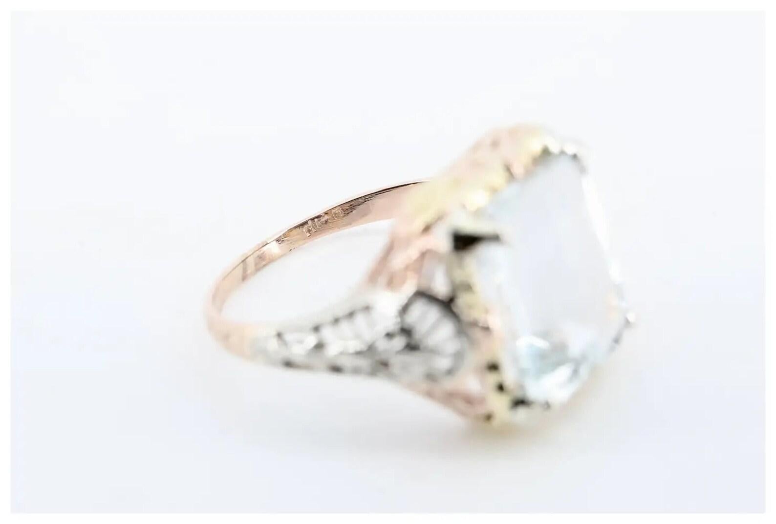 Women's Art Deco Multicolor Gold Aquamarine Filigree Solitaire Ring For Sale
