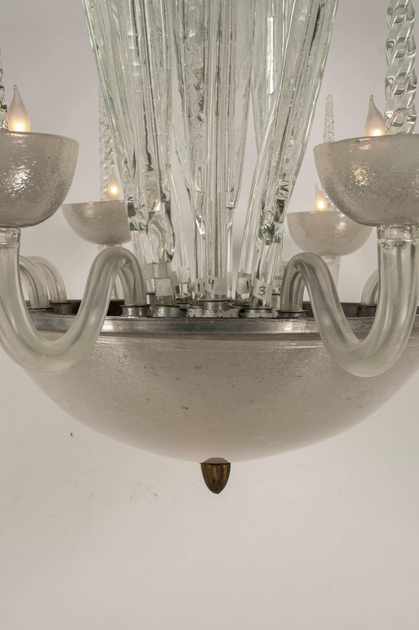XX secolo Lampadario a tulipano in vetro di Murano Art Deco in vendita