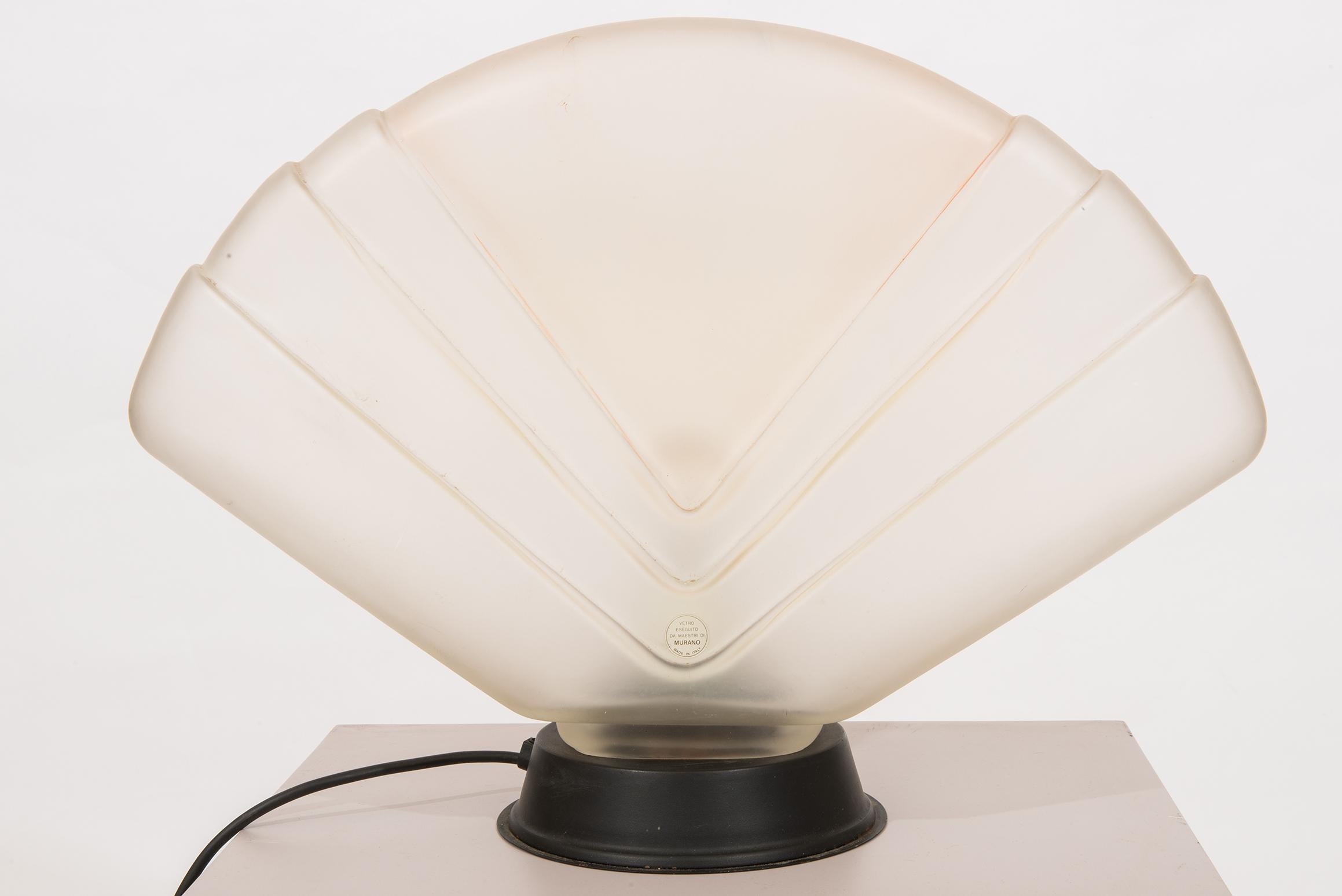 20th Century Art Deco Murano Fan Table Lamp  For Sale
