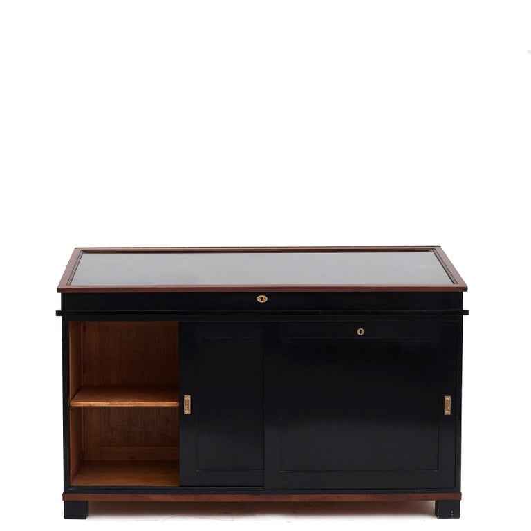 Art Deco Display For Sale at 1stDibs