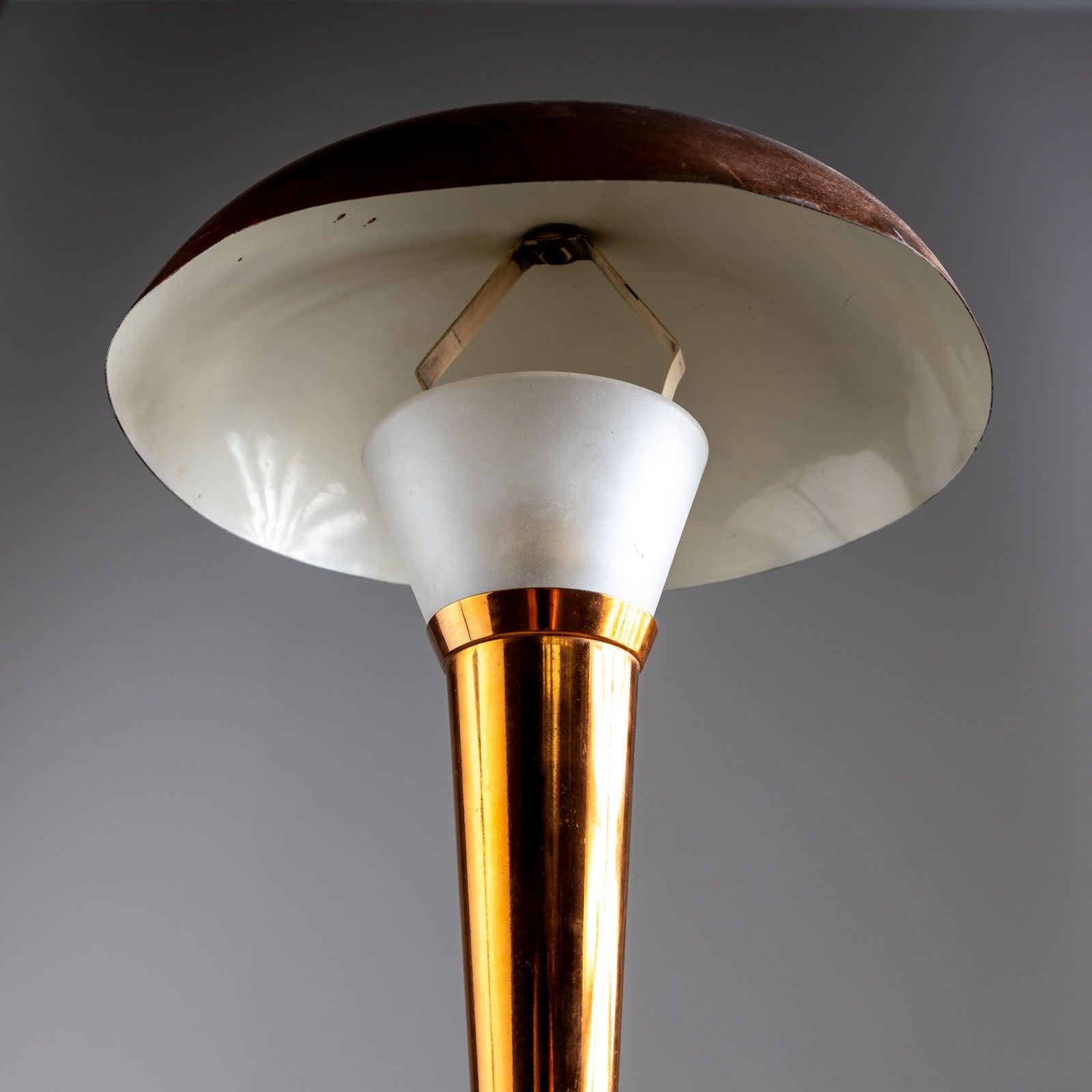 Début du 20ème siècle Lampe de table Art Déco Mushroom en cuivre, vers 1920/30 en vente