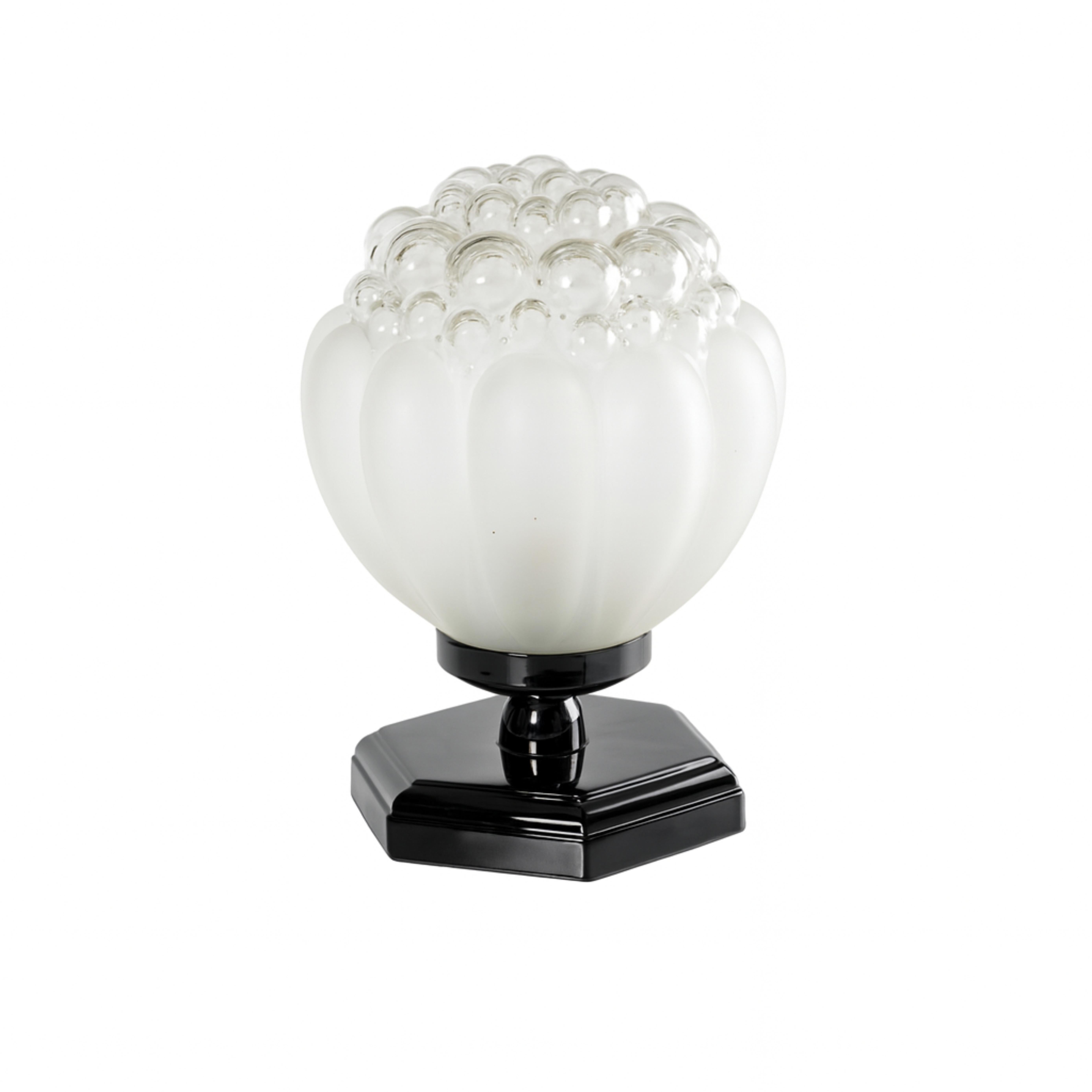 Français Art Deco Nacre Glass Black Lacquer Table Lamp, 20th Century en vente