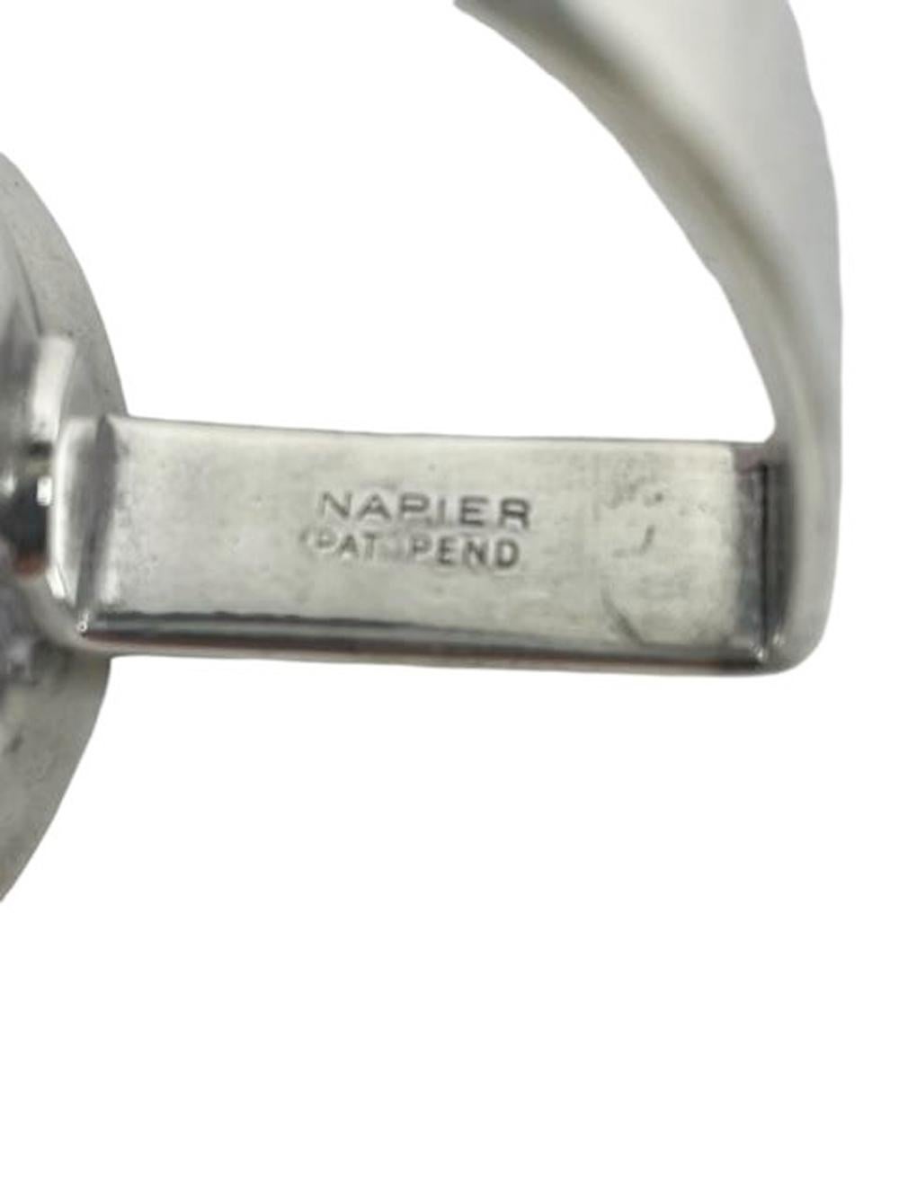 Art Deco Napier versilberte Spirit Measure Stufen Abgestuft in 1/2oz Increments, Art déco (20. Jahrhundert) im Angebot
