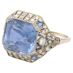 Art Deco Natural 11 Cts Cornflower Sapphire with Filegree Platinum Mounting