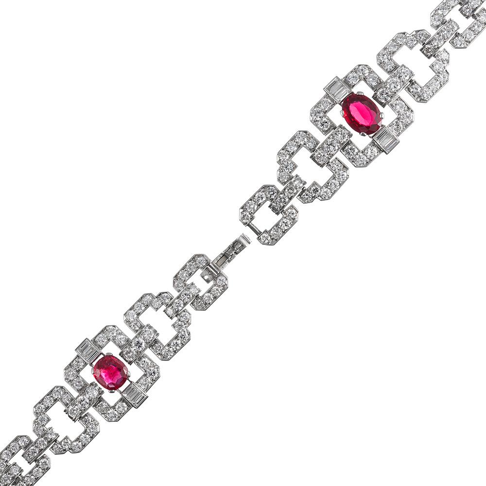 Art Deco Natural Burmese Ruby and Diamond Bracelet In Good Condition For Sale In Carmel-by-the-Sea, CA