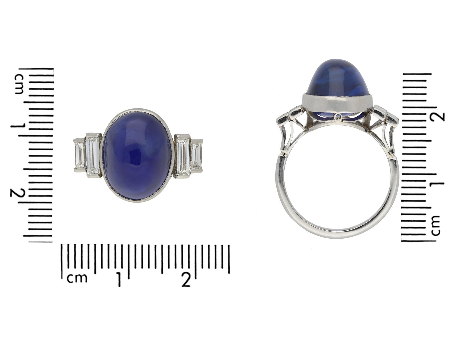 Art Deco natural Ceylon cabochon sapphire and diamond ring.  In Good Condition For Sale In London, GB