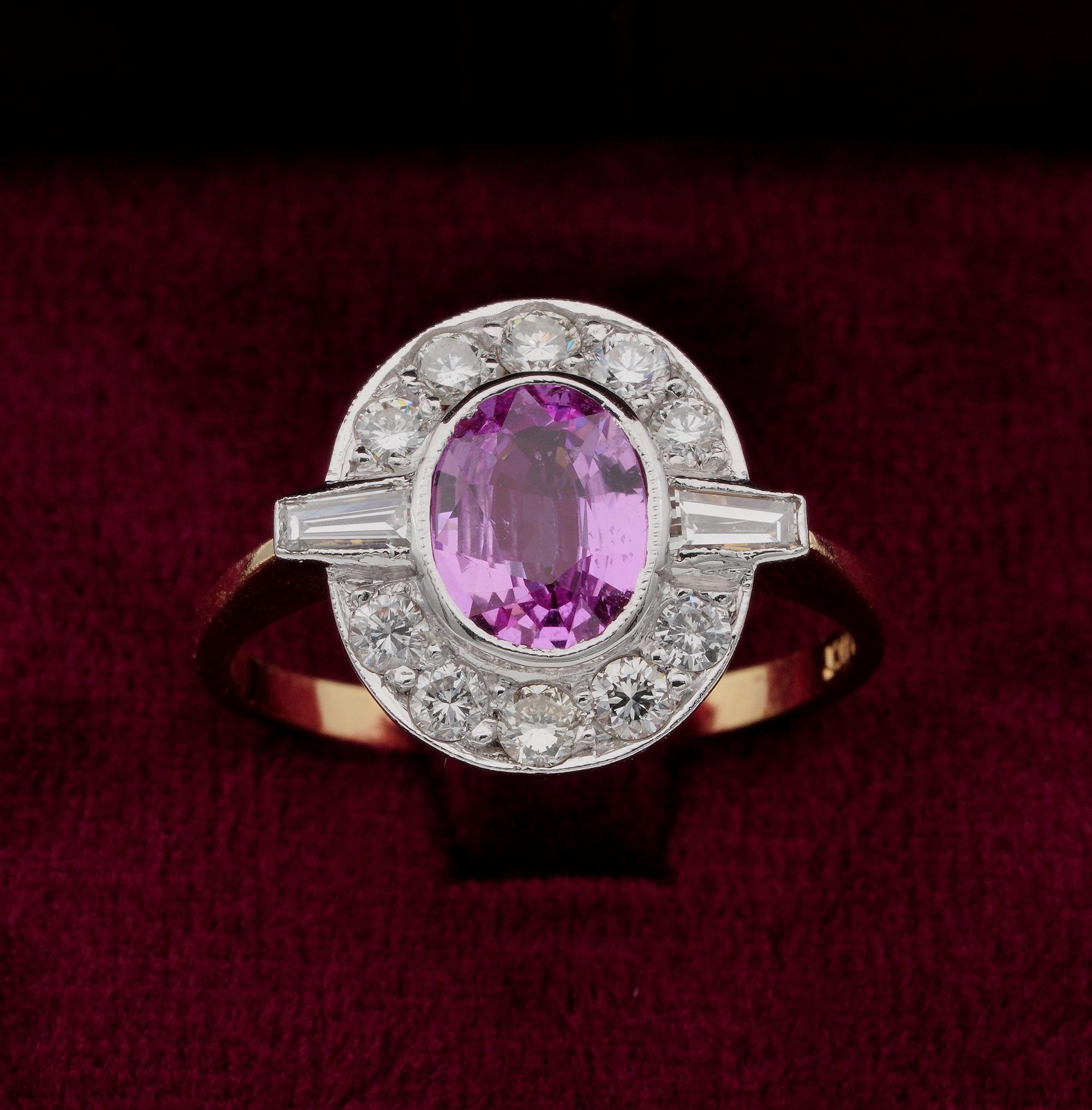 Sweet Ceylon Pink!
Gorgeous sleek design from the Art Deco period is this timeless ring dating 1930 ca
Striking Platinum crown hosting wonderful mother nature gifts: a superb Natural NO HEAT Ceylon Sapphire of vibrant intense Pink with a border of