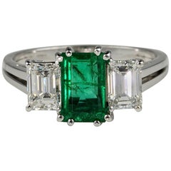 Antique Art Deco Natural Colombian Emerald Diamond Trilogy Platinum Ring