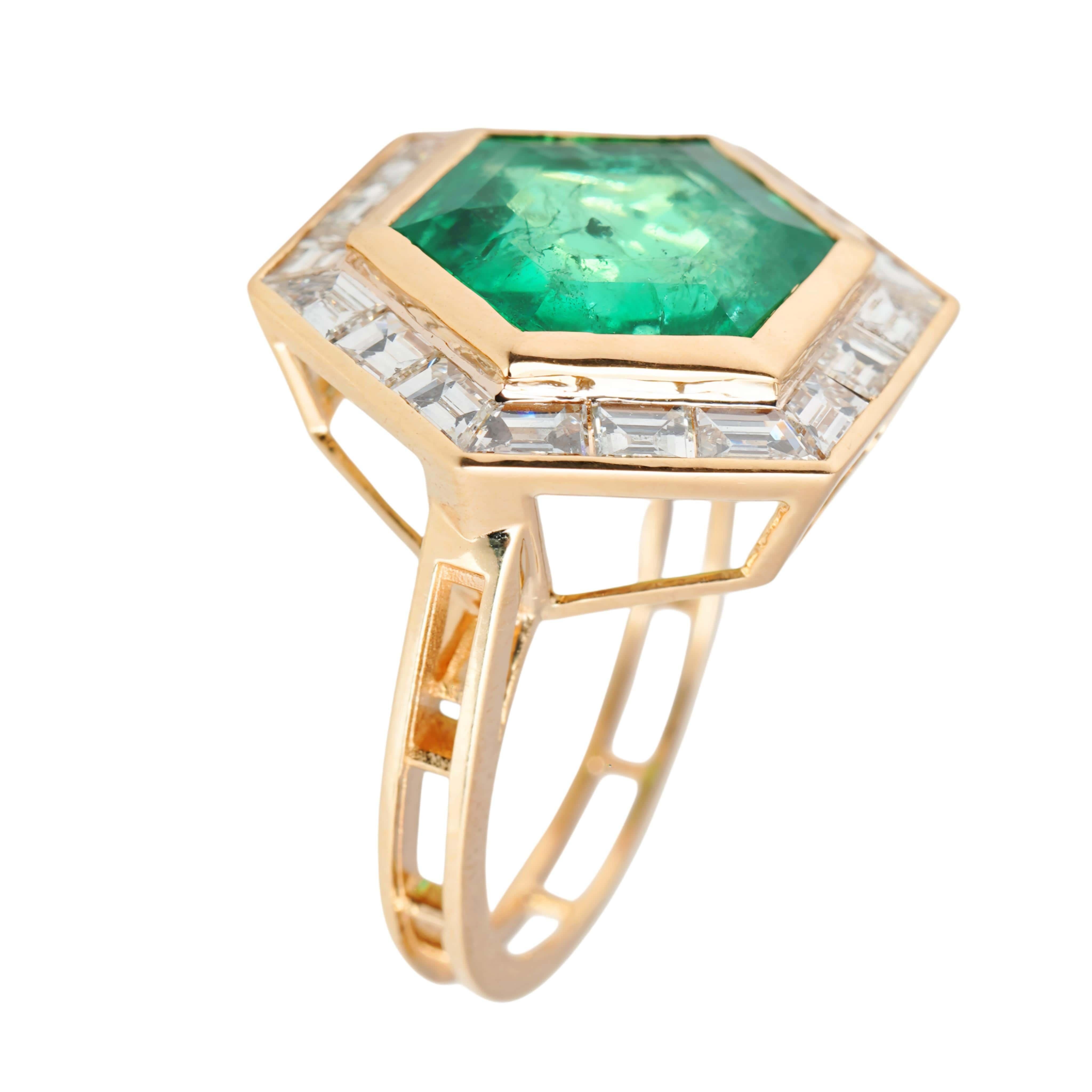 Emerald Cut Art deco style  Natural high quality zambian Emerald & diamond ring 18k gold For Sale