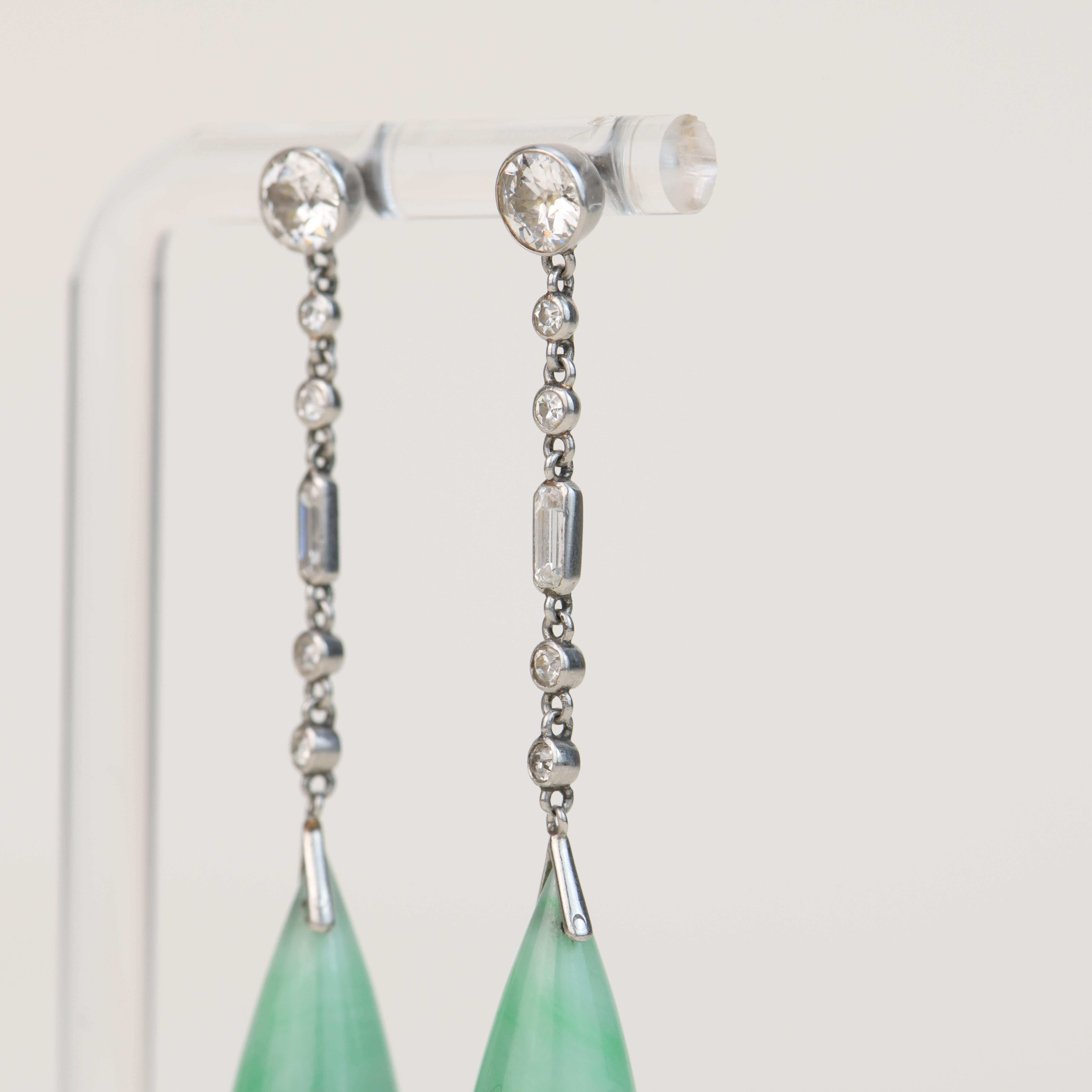 Art Deco Natural Jade Jadeite Diamond Platinum Drop Earrings For Sale 2