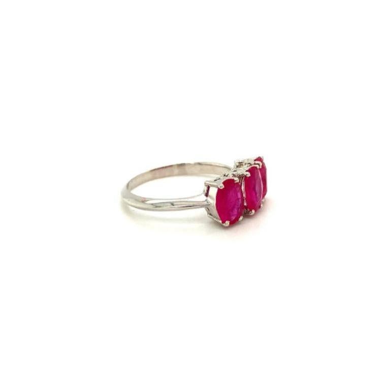 En venta: Rubí natural con diamante Anillo de plata de tres piedras en joyería fina Anillo para mamá  7
