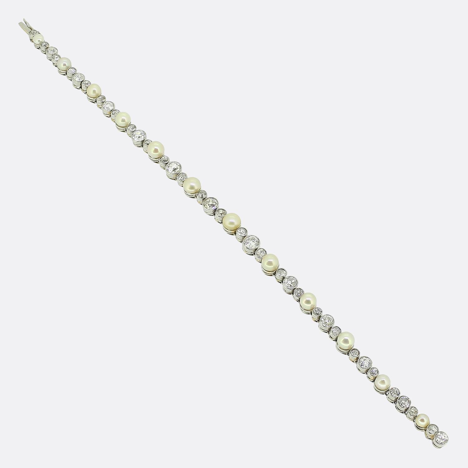 Pulsera Línea Art Decó Perla Natural y Diamante talla antigua en Bueno estado para la venta en London, GB