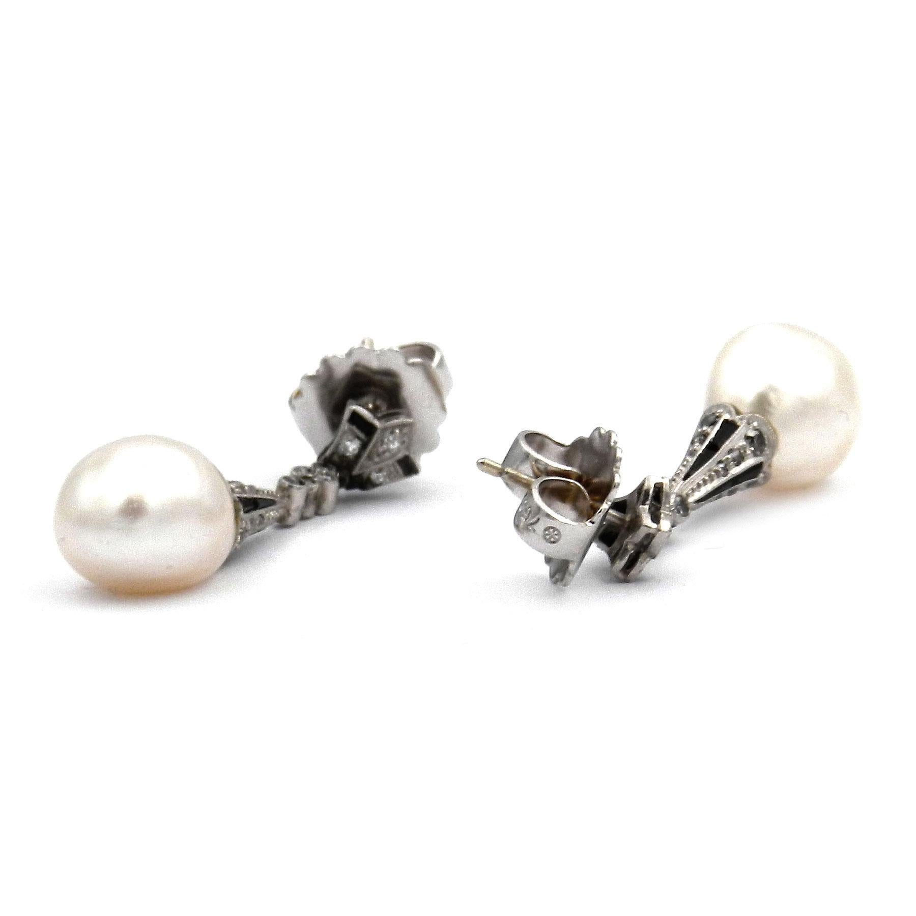 Art Deco Natural Pearl Onyx Diamond 18K White Gold Earrings circa 1920 For Sale 1