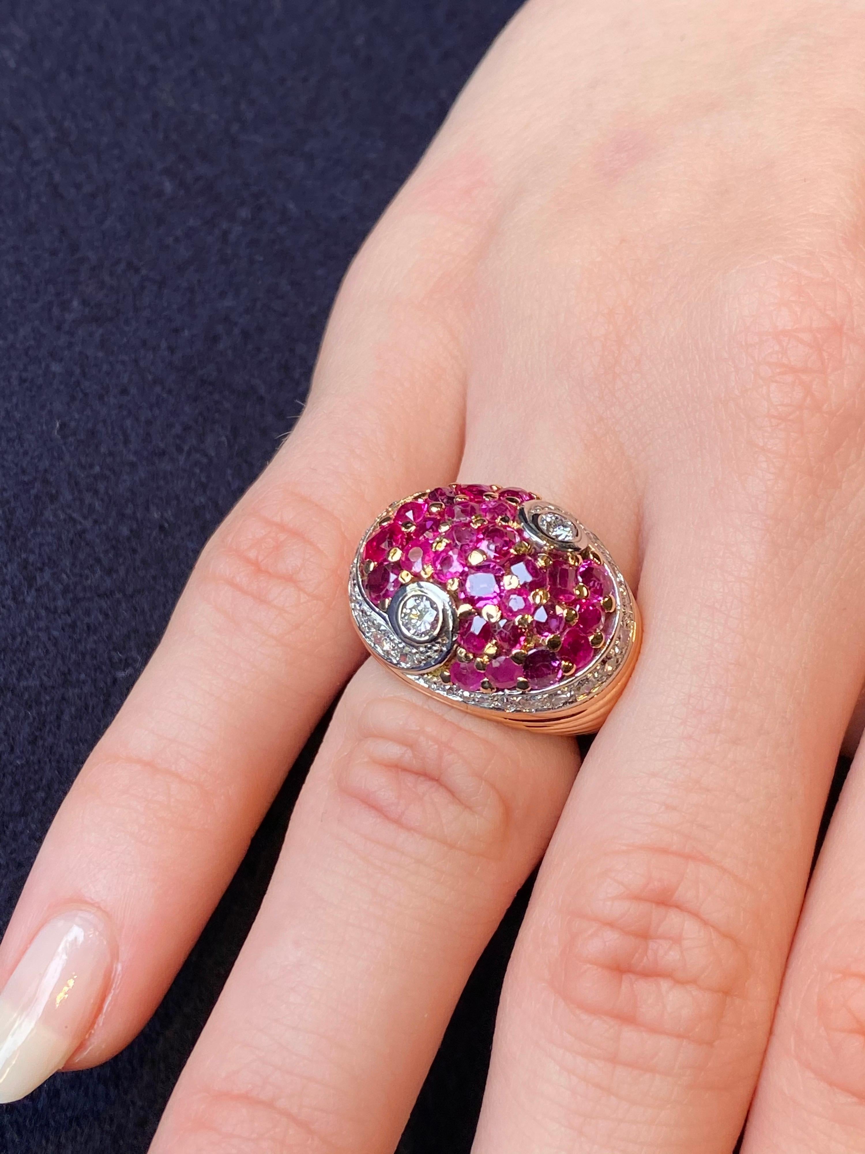 Art Deco Natural Ruby Diamond Bombe Cocktail Ring Rose Gold Platinum 1930s 1940s In Good Condition In Lisbon, PT