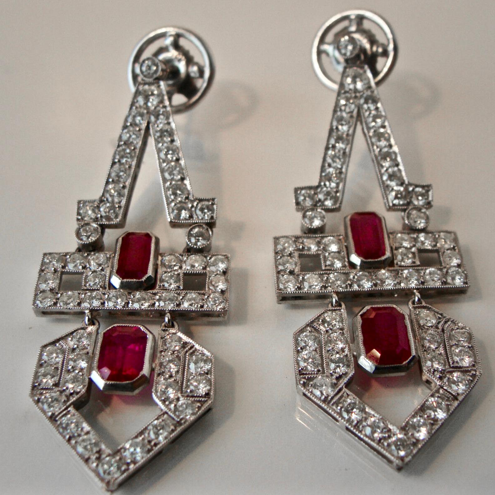 Art Deco Stil Natürlicher Rubin Diamant Platin Tropfen Ohrringe (Art déco) im Angebot