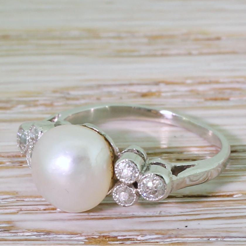 Art Deco Natural Saltwater Pearl and Old Cut Diamond Platinum Ring For Sale 1