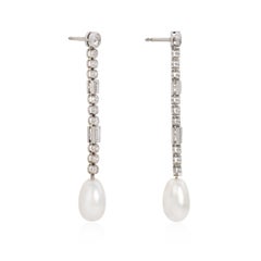 Art Deco Natural Saltwater Pearl Earrings with 1 Carat Diamond in Platinum