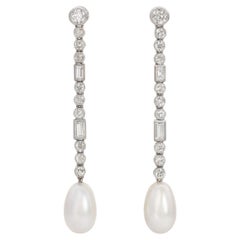 Art Deco Natural Saltwater Pearl Earrings with 1 Carat Diamond in Platinum