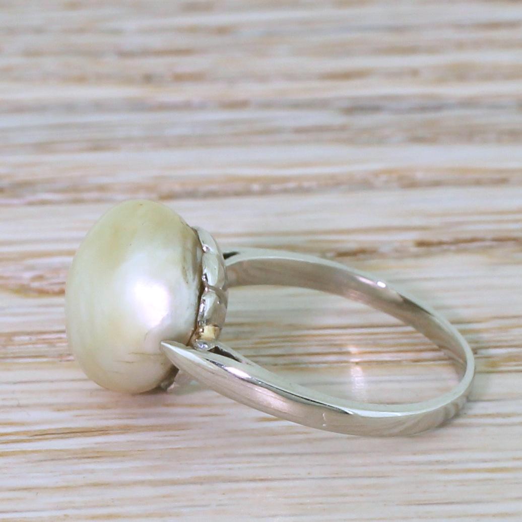 Art Deco Natural Saltwater Pearl Solitaire Ring, circa 1940 In Good Condition For Sale In Essex, GB
