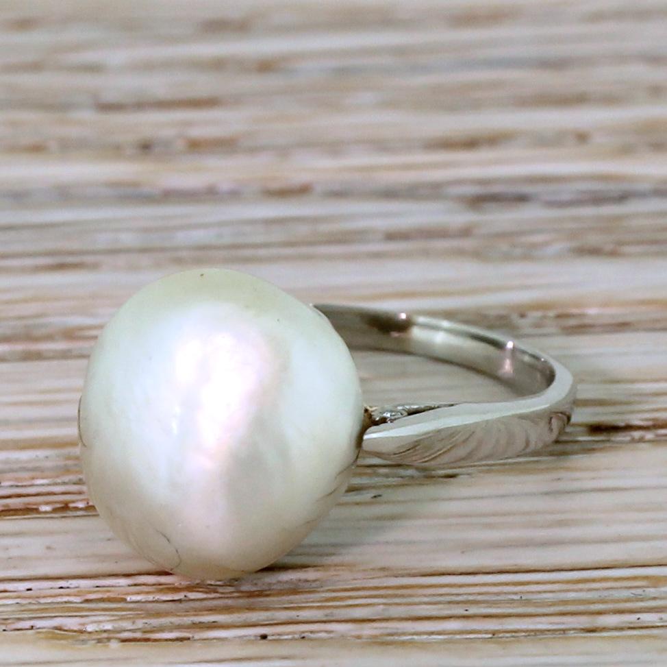 Art Deco Natural Saltwater Pearl Solitaire Ring, circa 1940 For Sale 4
