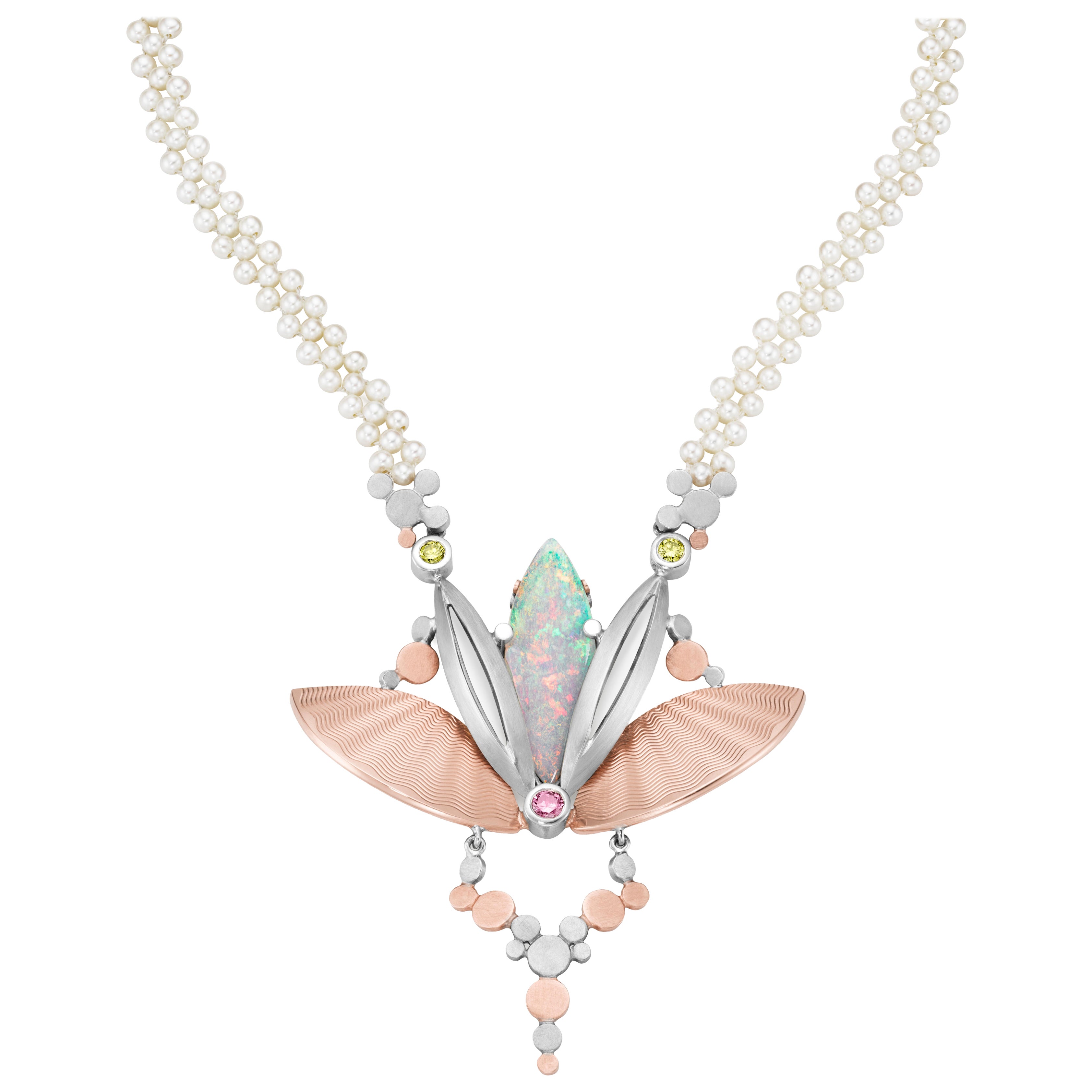 Collana Art Deco in oro rosa con opale e diamanti su collane di perle in vendita
