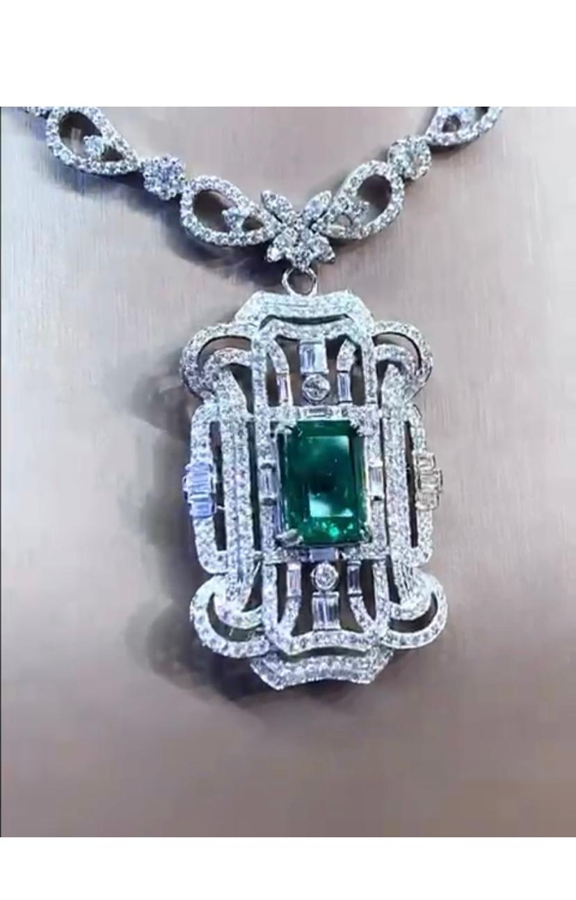 Women's or Men's Art Decô Necklace with 17.64 Carats of Emerald and Diamonds For Sale
