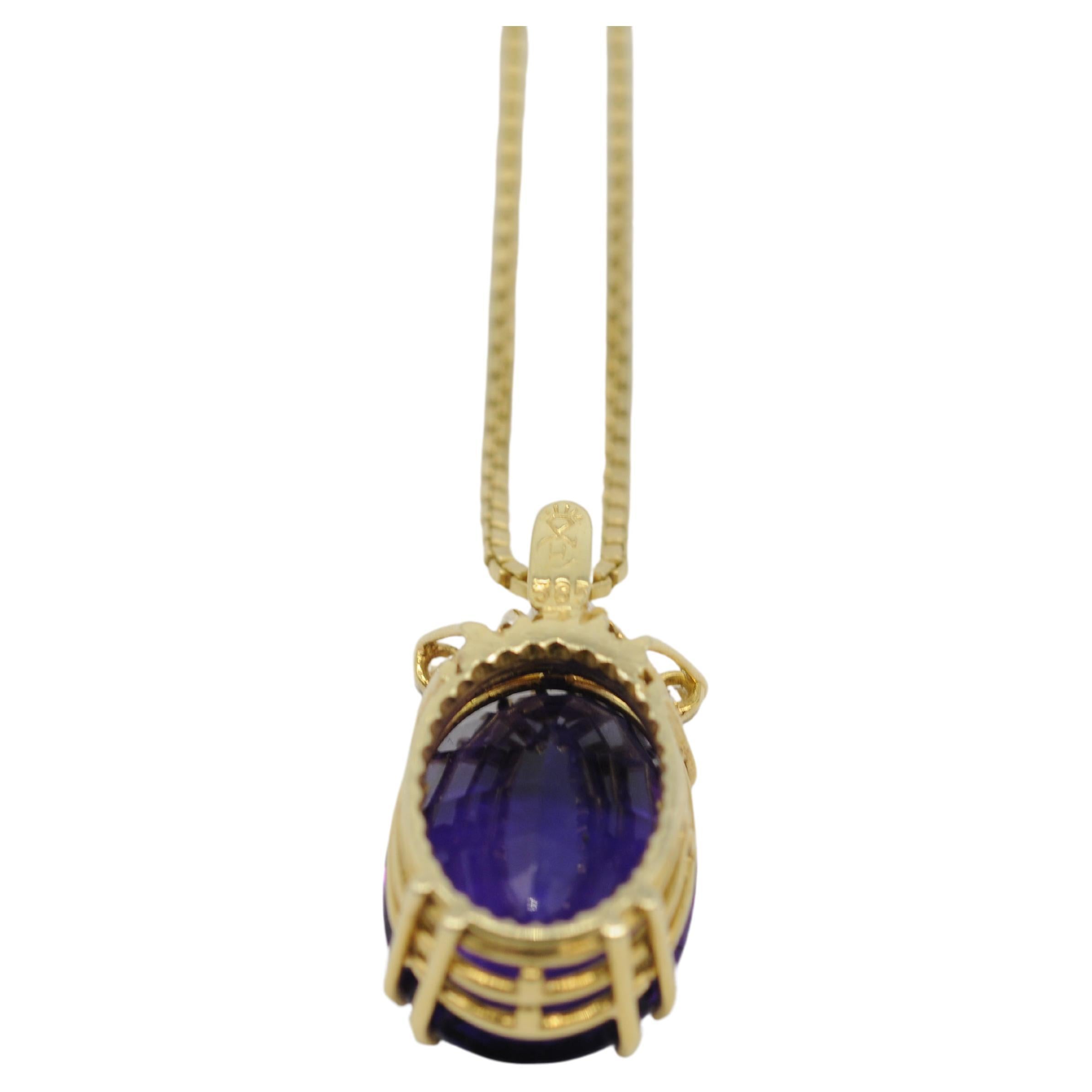 Emerald Cut Art deco necklace with amethyst and diamonds For Sale