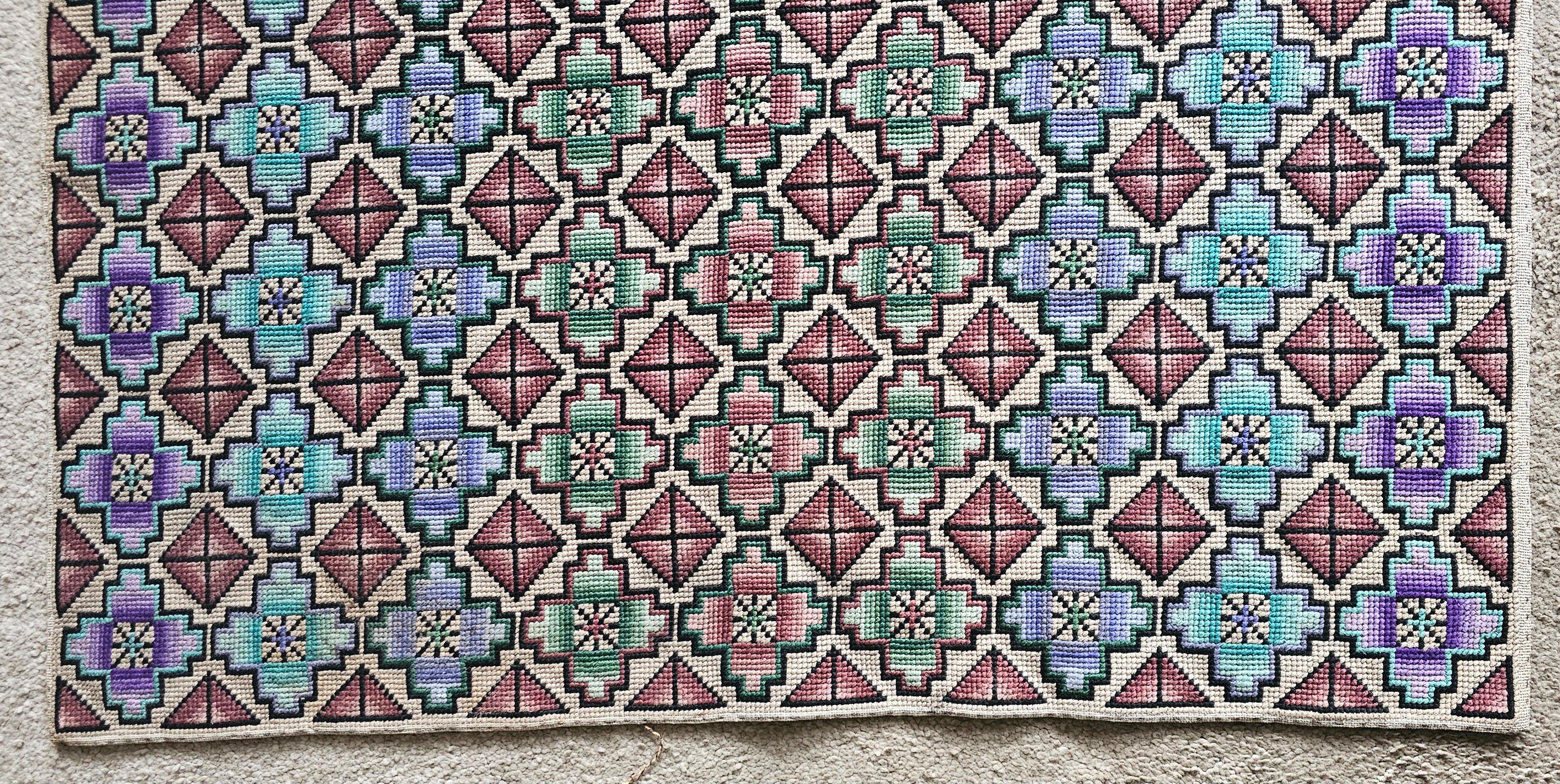 Art Decó Punto de Aguja Textil Británico en venta