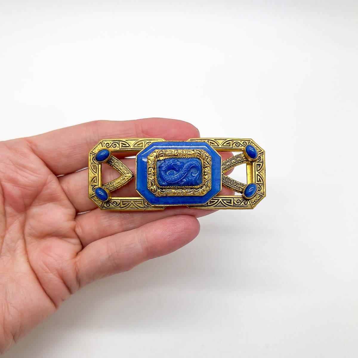 An Art Deco Vintage Neiger Brothers Dragon Buckle. An exceptional collectible, crafted nearly 100 years ago by one of Europe's most extraordinary jewellery companies.
The Neiger Brothers company was founded in Gablonz by Norbert and Max Neiger in