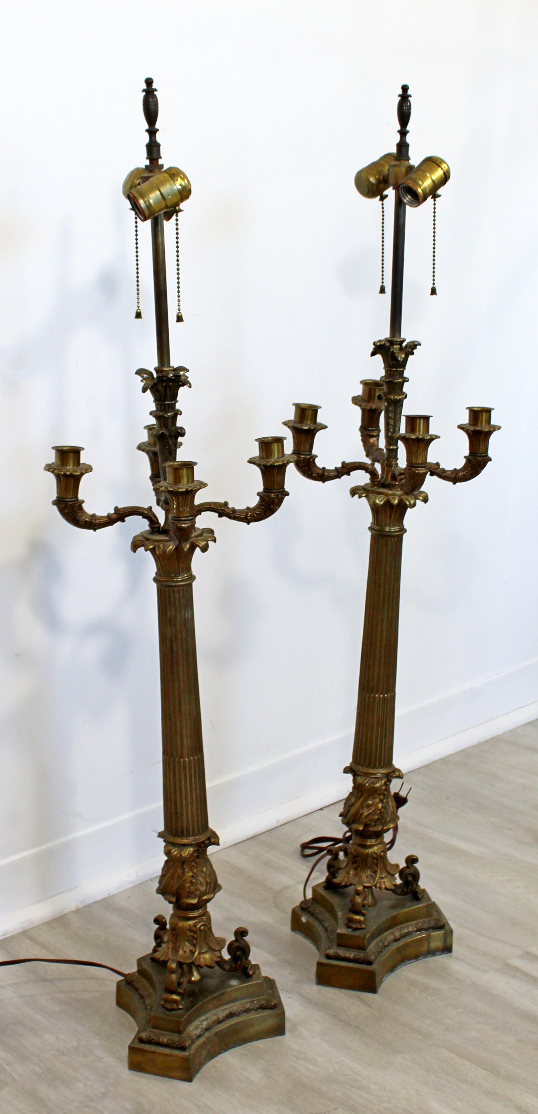 Mid-20th Century Art Deco Neoclassical Pair of William Kessler Bronze Table Lamps, 1930s For Sale