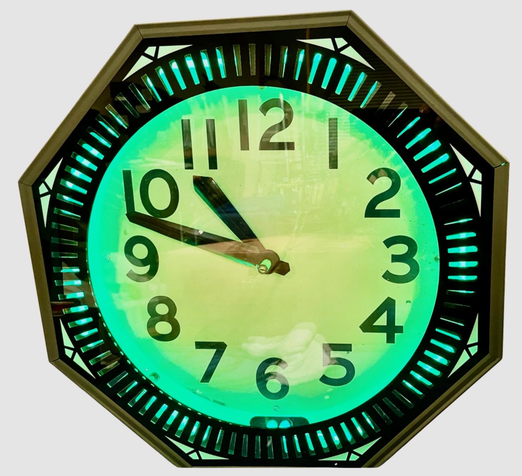 NPI neon products  clock neon tube green electric  clock vintage white 8 sided 