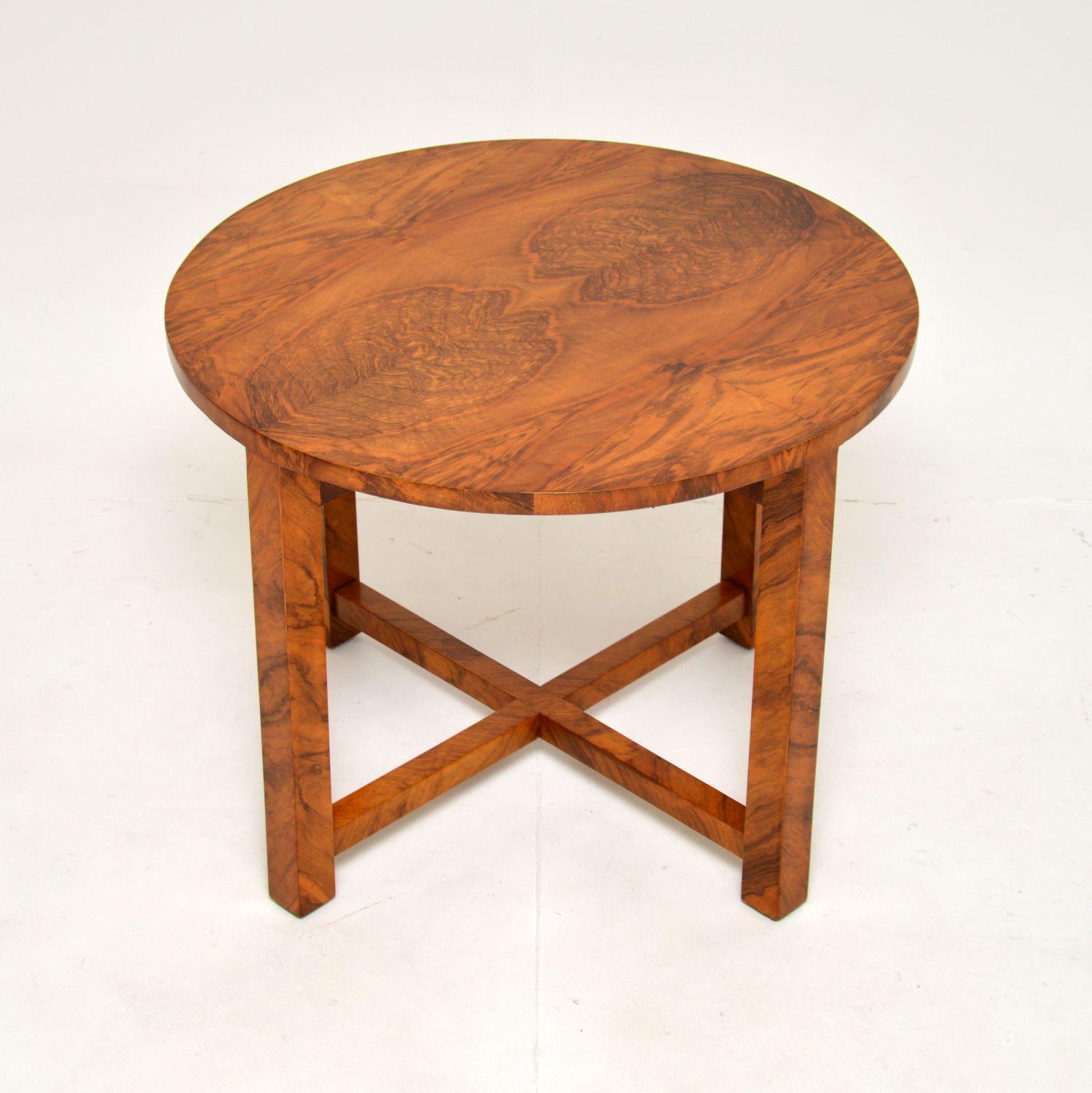 Art Deco Nesting Coffee Table in Walnut For Sale 2