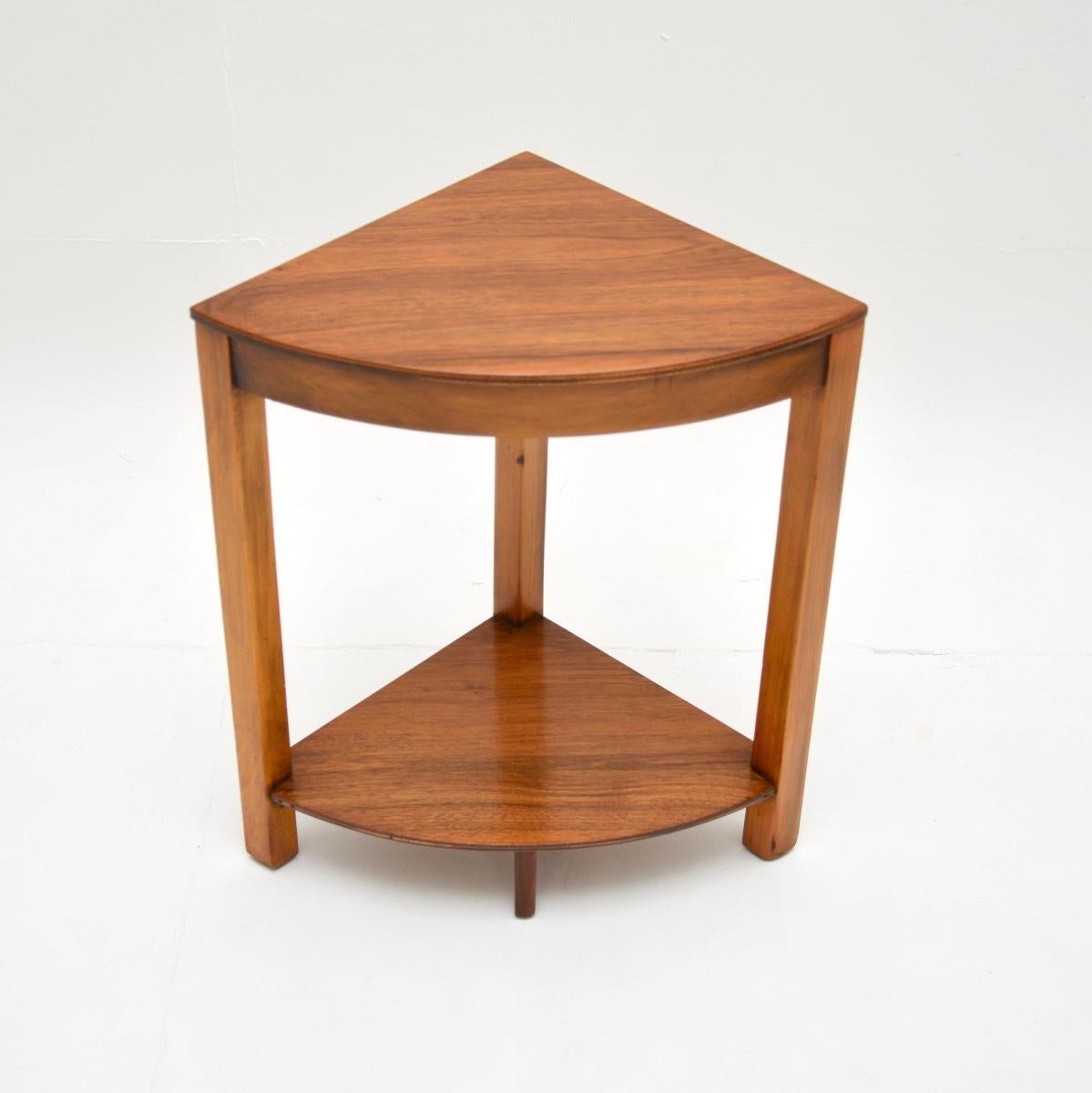 Art Deco Nesting Coffee Table in Walnut For Sale 3