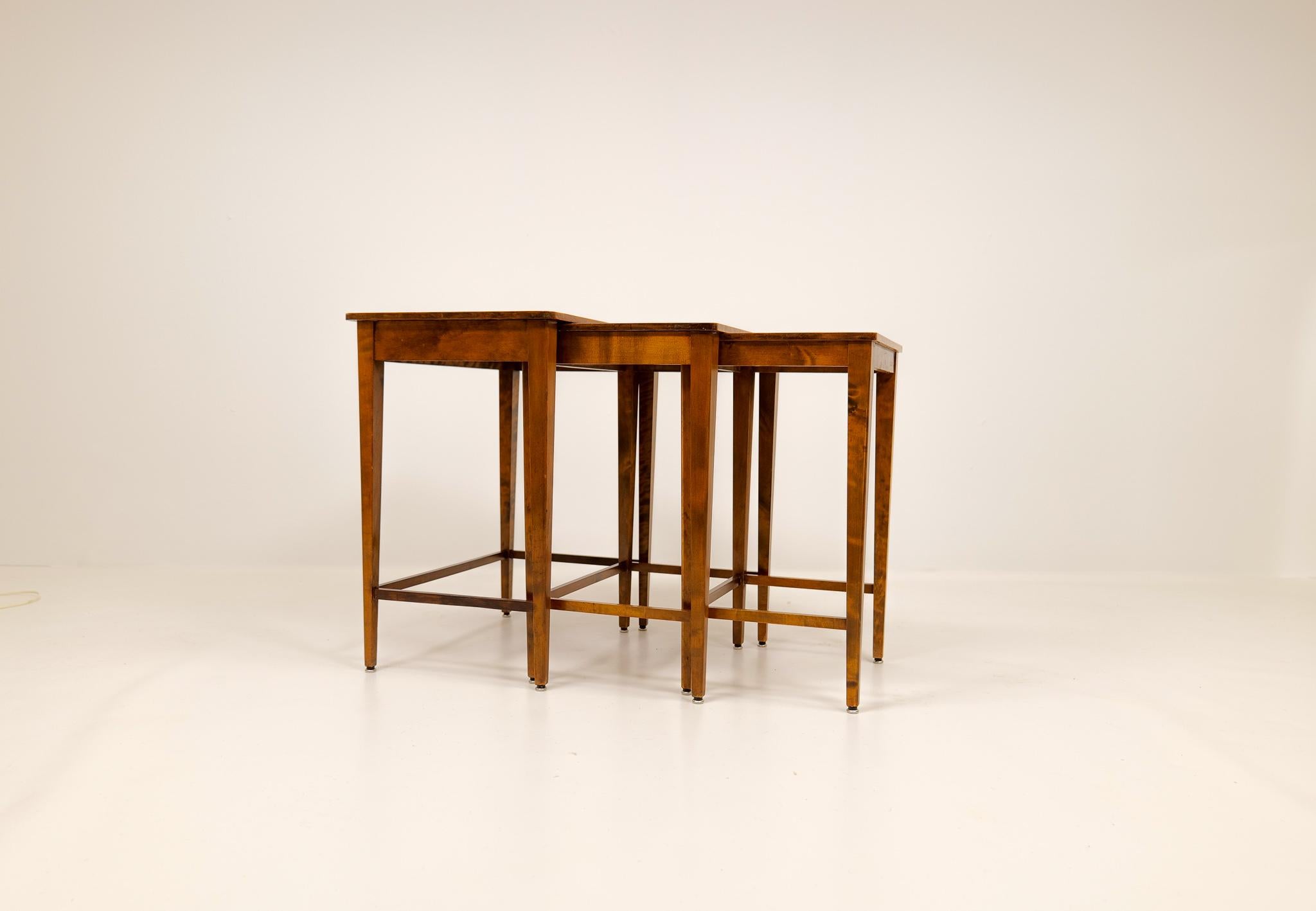 Swedish Art Deco Nesting Tables Mahogany and Stained Birch, NK Sweden, 1940s For Sale