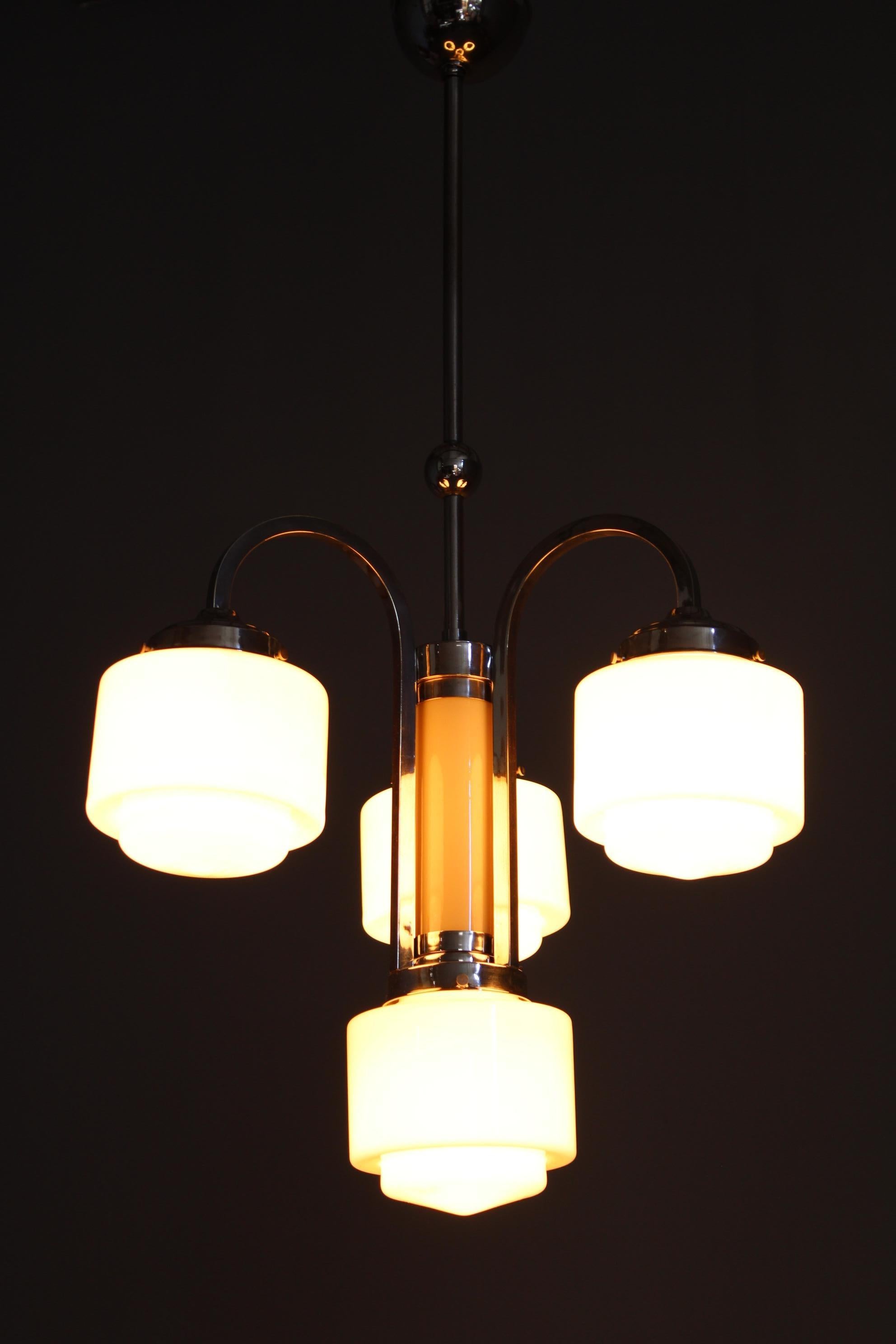 Art Deco Nickel Chandelier with Cream Glass Cylinders, Czechoslovakia, 1930s en venta 6