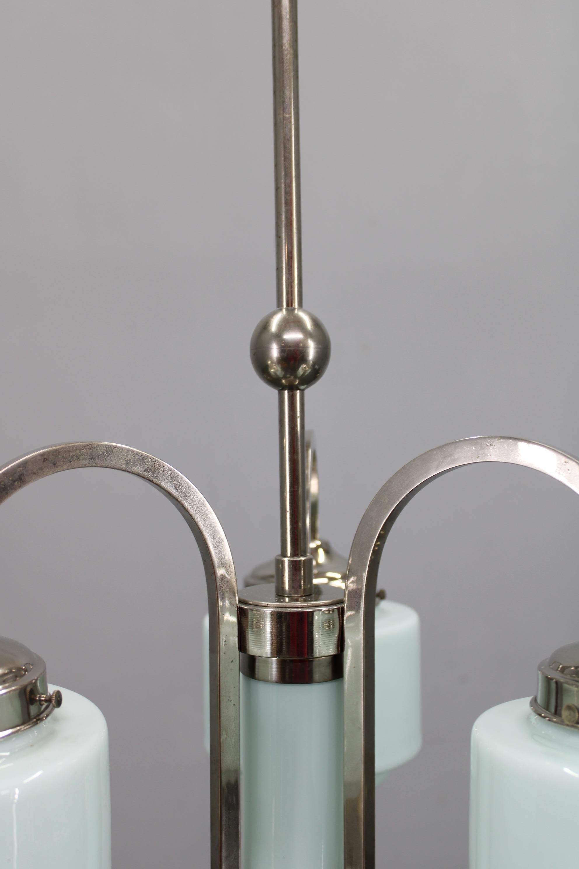 Art Deco Nickel Chandelier with Cylindrical Light Opaline Shades, Czechoslovakia im Zustand „Gut“ im Angebot in Praha, CZ