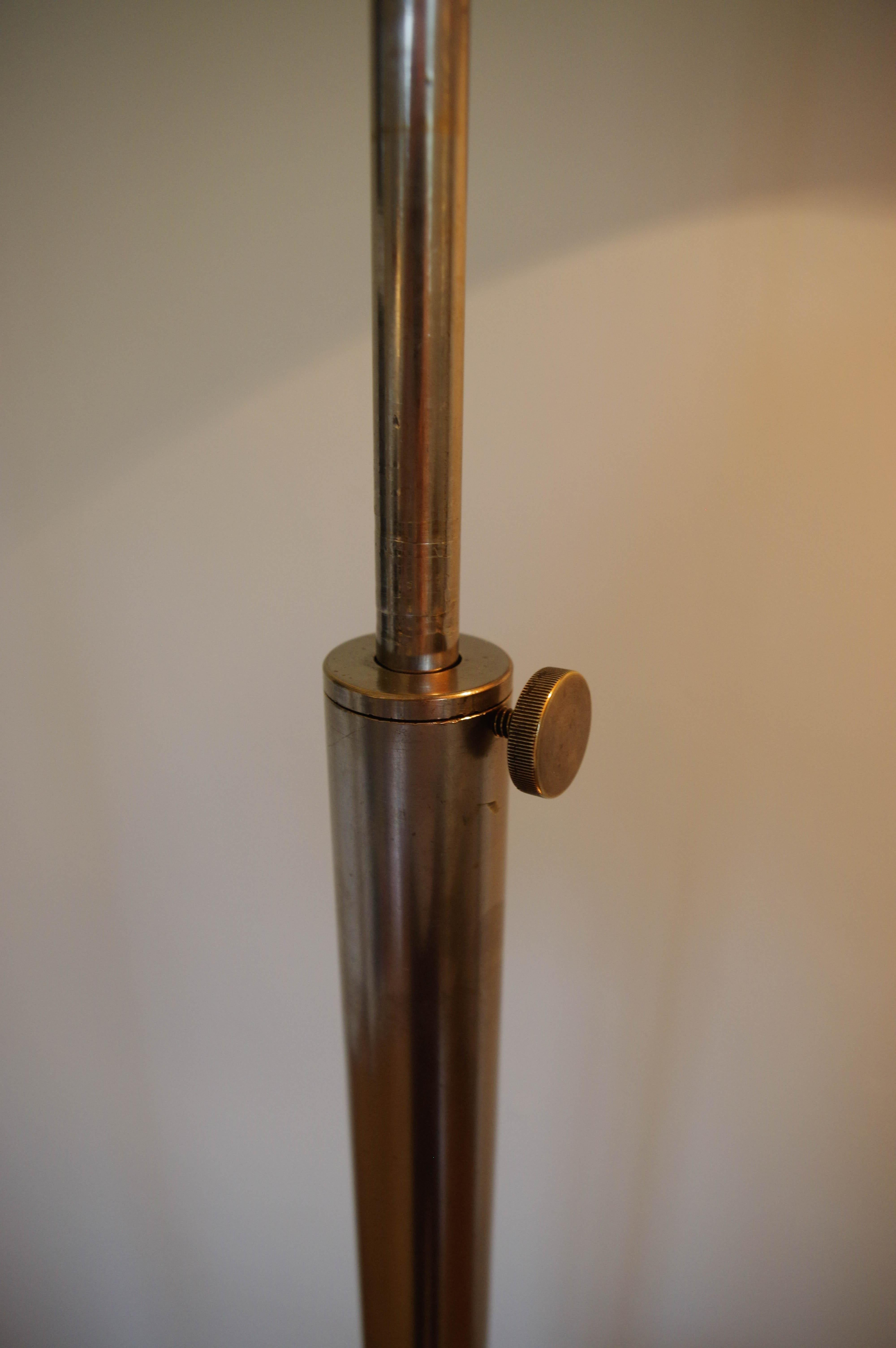 Art-Déco-Stehlampe aus Nickel, verstellbare Höhe, 1930er Jahre im Angebot 1